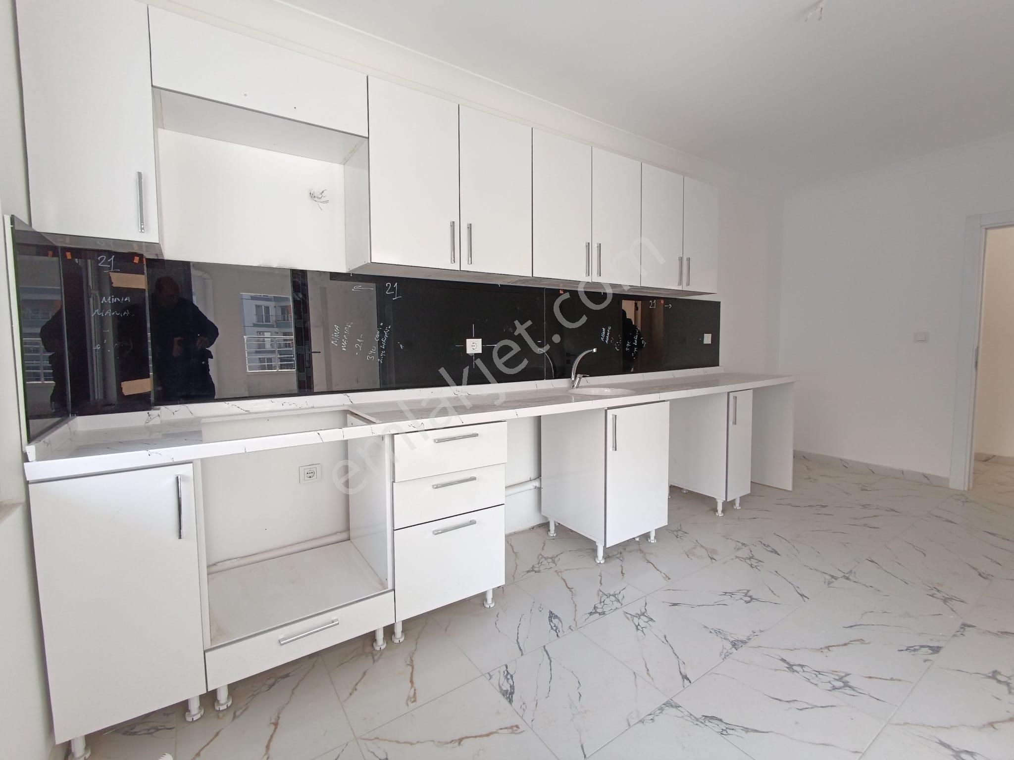 Kent'ten Doğukent Cadde Üzeri Sıfır Full Yapılı 3+1 Fırsat Daire