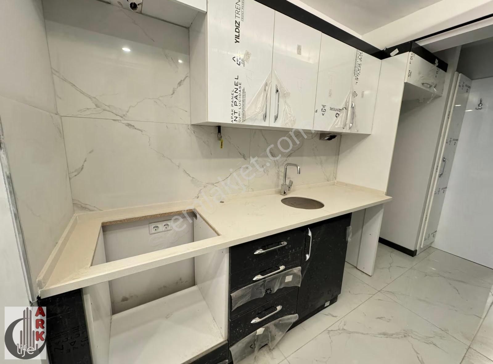 Ark Life'dan Emek Mah.ertaş Cad.yakını 50m² Ö.garajlı 1+1 Daire - Görsel 3