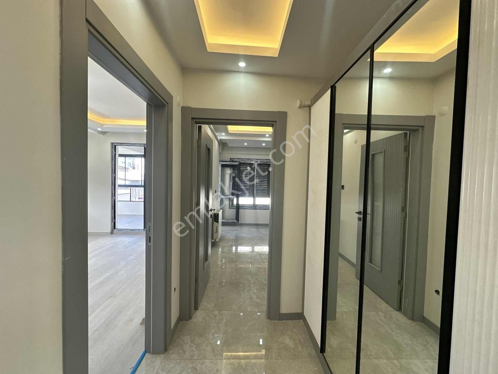 Torbalıda İzbana Yakın Ultra Lüx Daire - Görsel 12