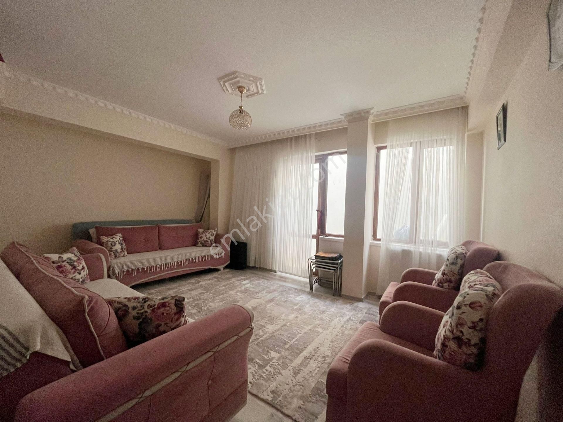 Kent'ten Mutlu'da Görülmeye Deger Masrafsız 2+1 Daire ****