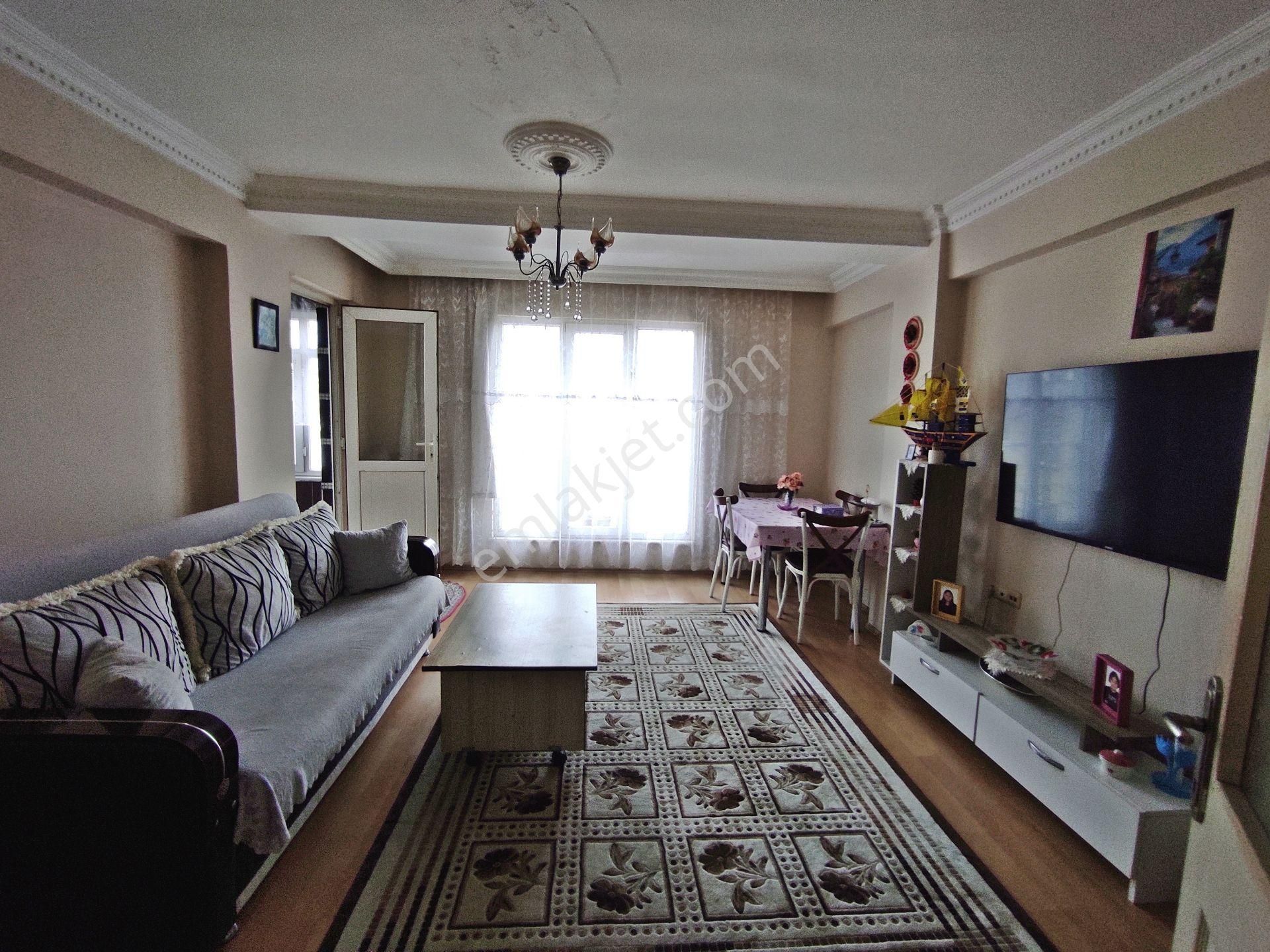 Bağcılar Barbaros Mah 150,m2-4+1 Dublex Daire