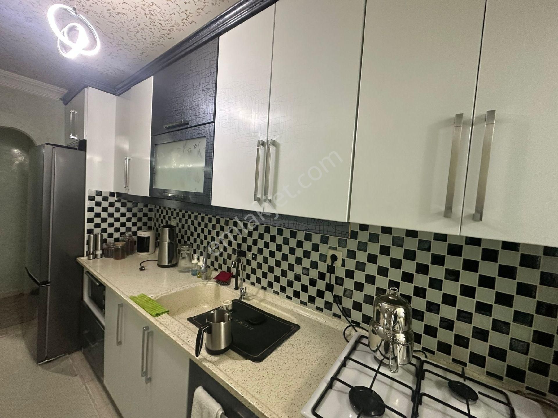 Bağcılar Yıldız Tepede Satılık Daire - Görsel 13