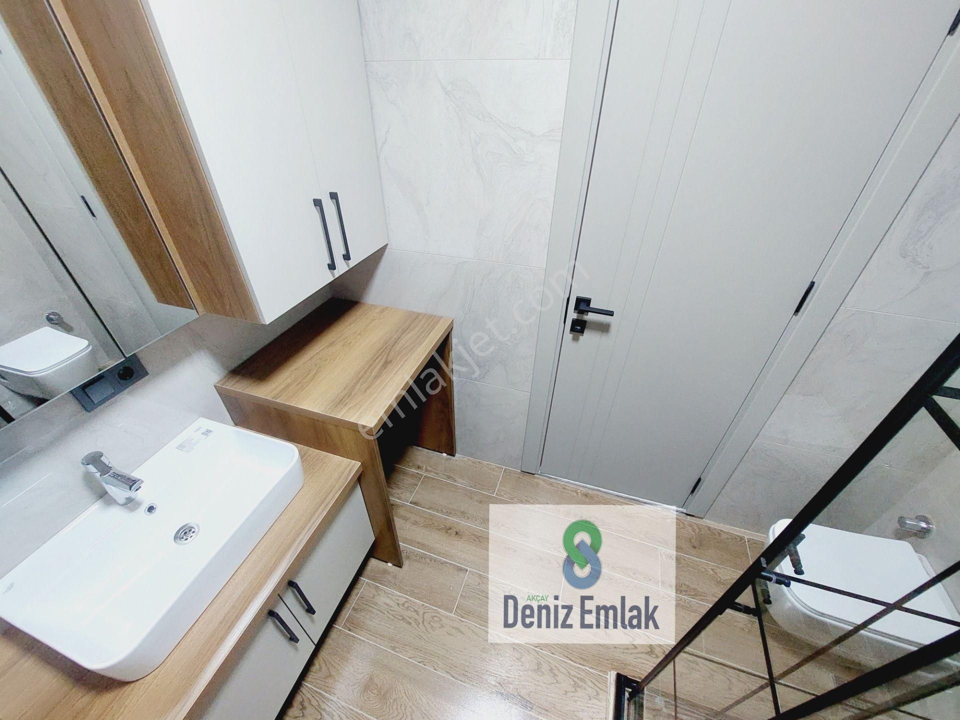 Denizden Akçayda Öncephe Kapalı Otoparklı Yerden Isıtmalı Lüks Satılık 2+1 Daire. - Görsel 24