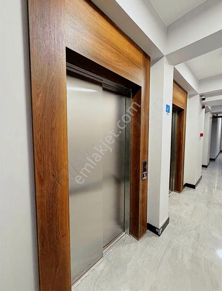 7/24 Güvenlikli Otoparklı Sıfır Eşyalı Lüks Kiralık Geniş 1+1 - Görsel 12