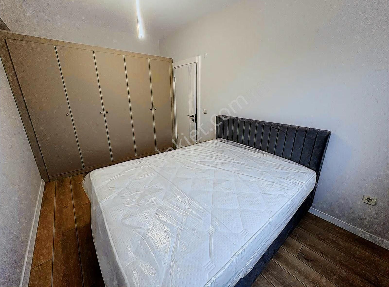 7/24 Güvenlikli Otoparklı Sıfır Eşyalı Lüks Kiralık Geniş 1+1 - Görsel 16