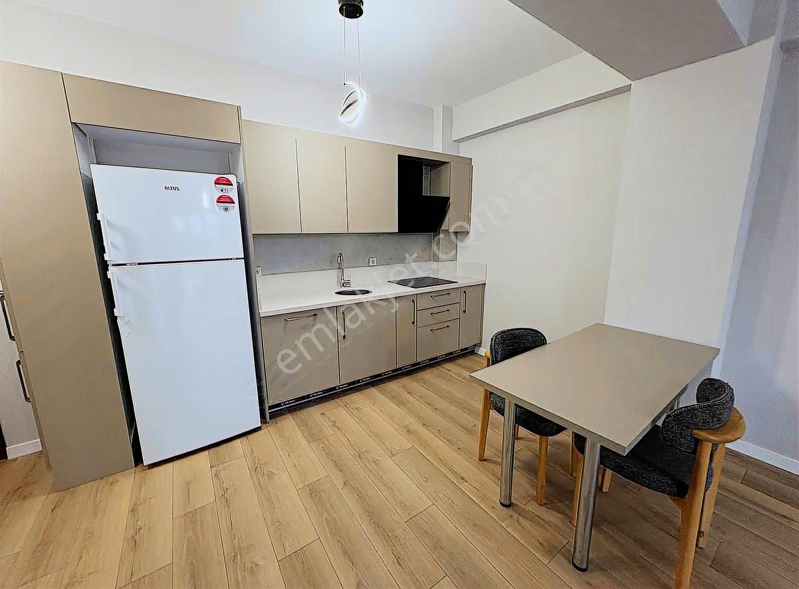 7/24 Güvenlikli Otoparklı Sıfır Eşyalı Lüks Kiralık Geniş 1+1 - Görsel 6