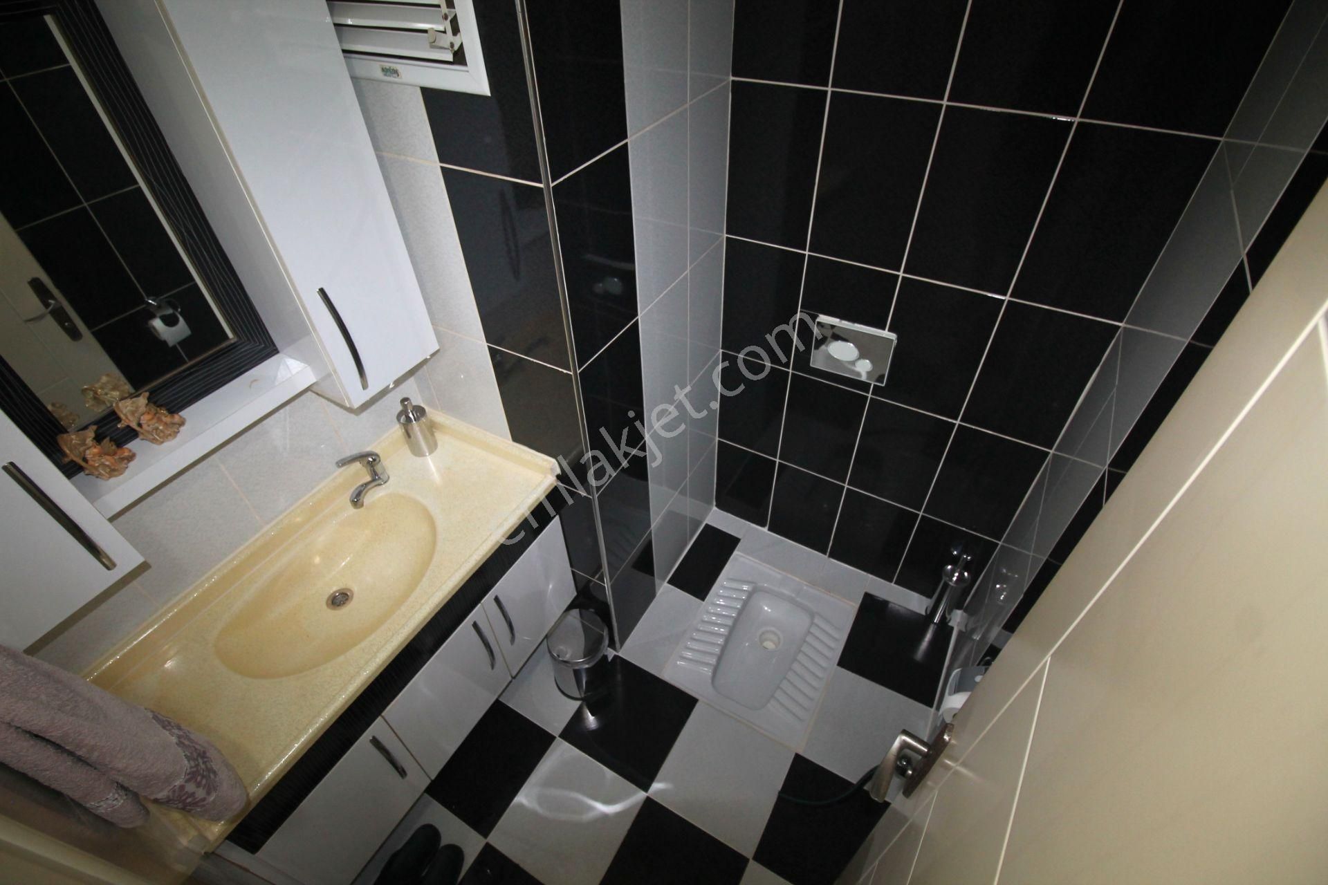 Retro’dan Aydınlıkevlerde Foruma Yürüyüş Mesafesi Cepheleri Açık 3+1 - Görsel 11