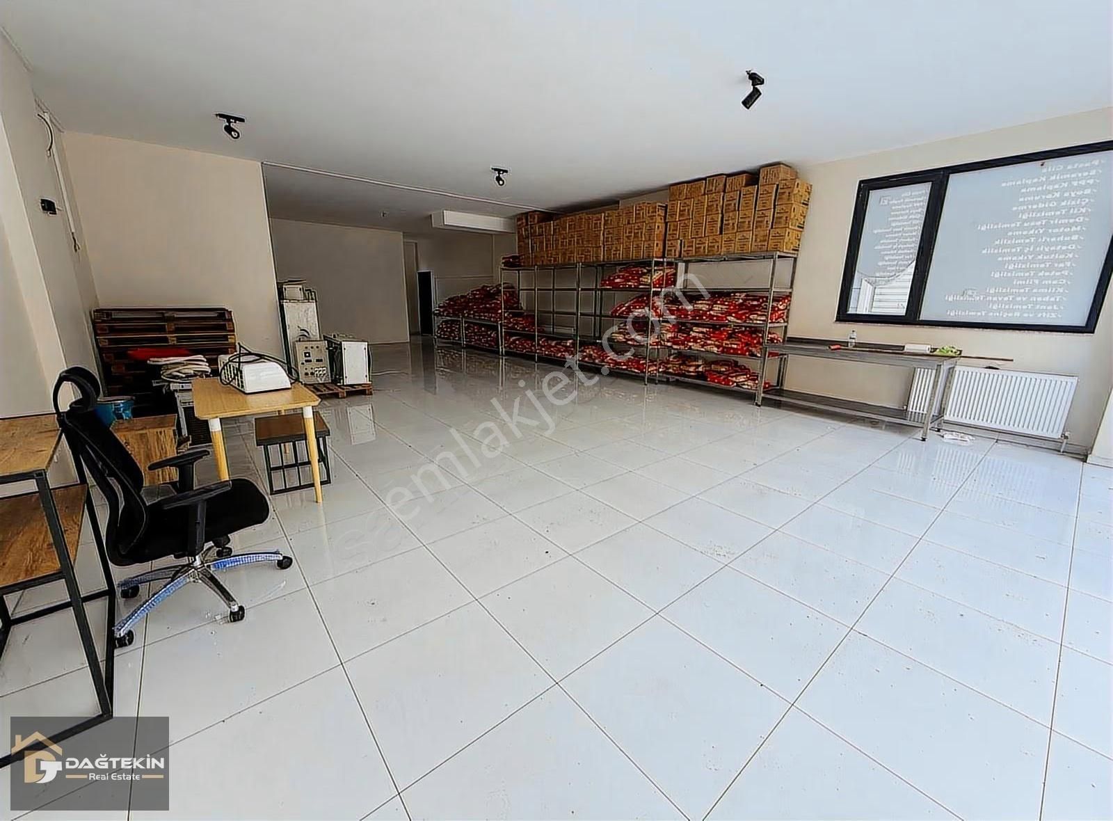 West Marinaya Yakın Merkezi Konumda 120 M2 Kiralık Dükkan !! - Görsel 6