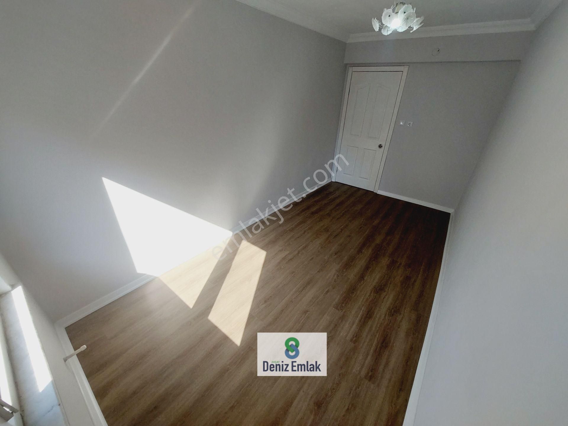 Denizden Akçayda Öncephe Doğalgazlı Geniş Satılık 3+1 Daire. - Görsel 29