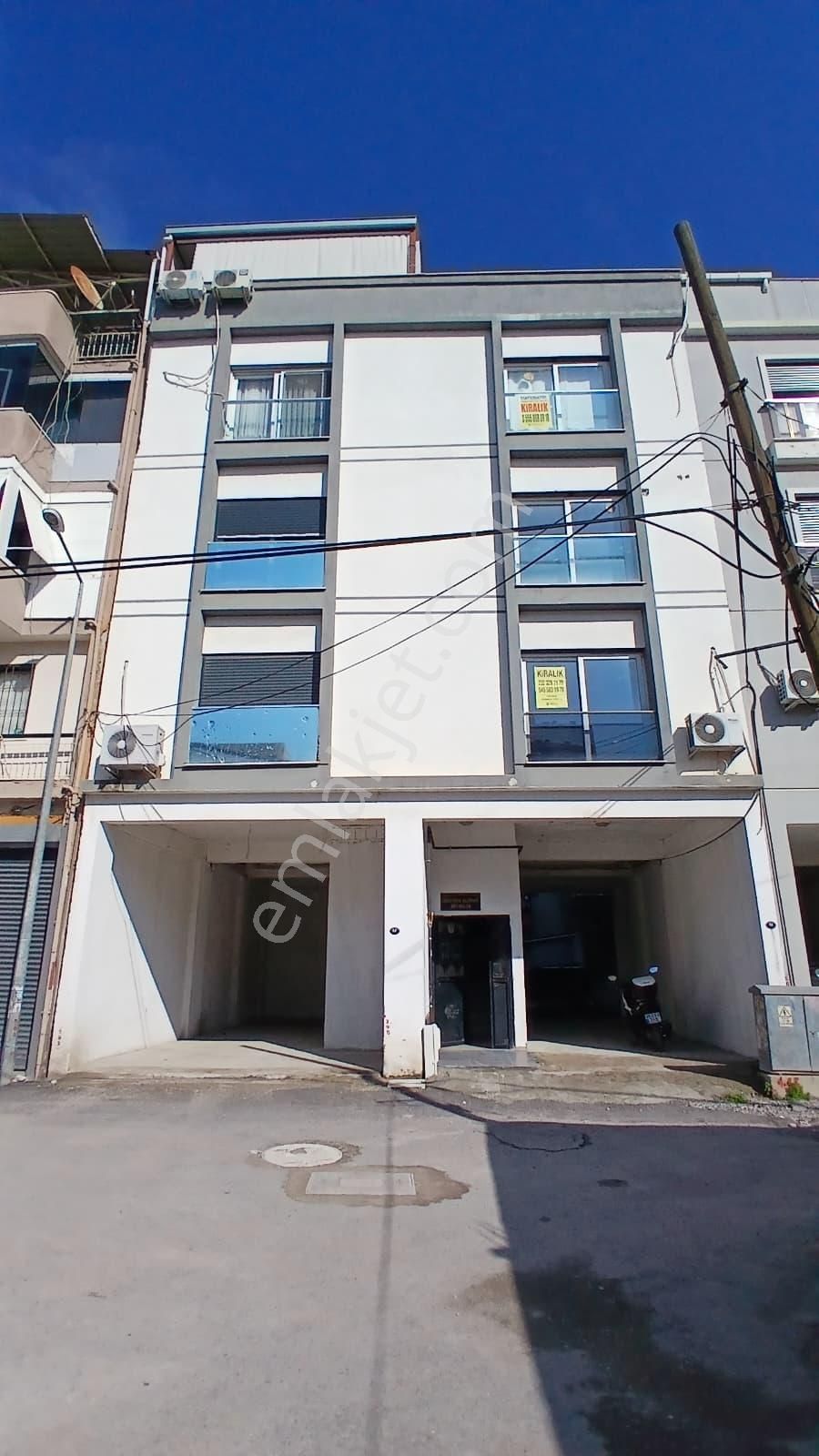 Hastane Ve İzban Yakını Merkezi Konum 1+1 Kiralık - Görsel 3