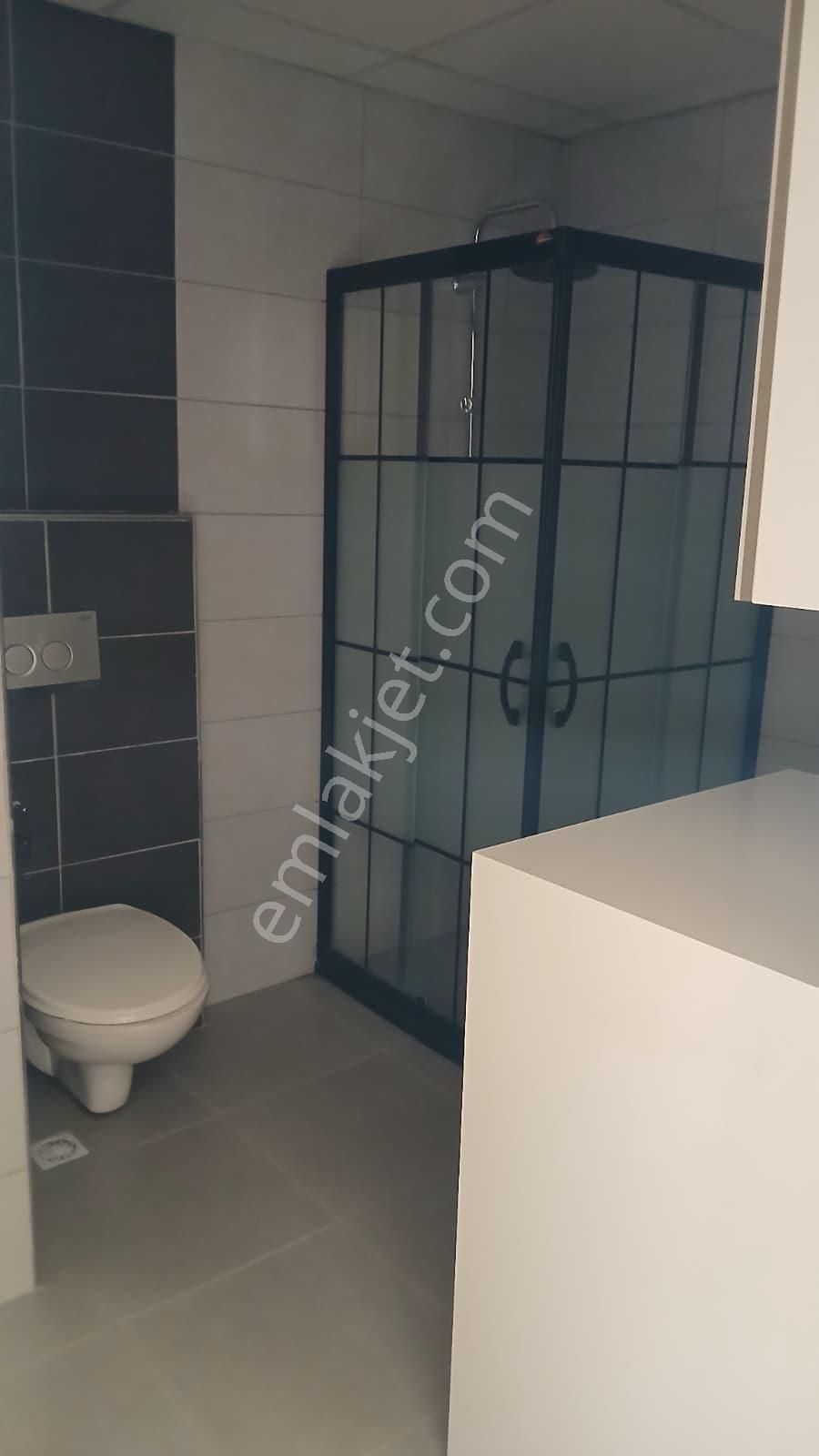 Hastane Ve İzban Yakını Merkezi Konum 1+1 Kiralık - Görsel 5