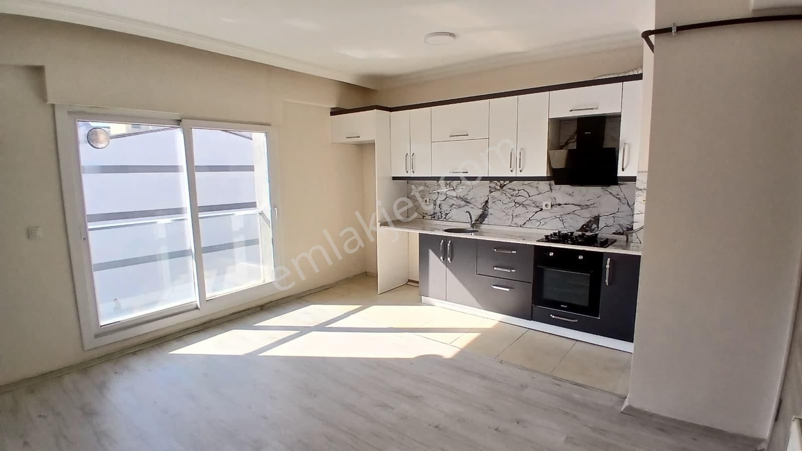 Hastane Ve İzban Yakını Merkezi Konum 1+1 Kiralık - Görsel 17