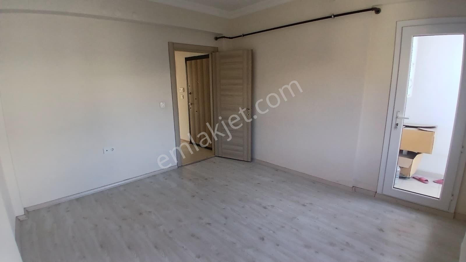 Hastane Ve İzban Yakını Merkezi Konum 1+1 Kiralık - Görsel 8