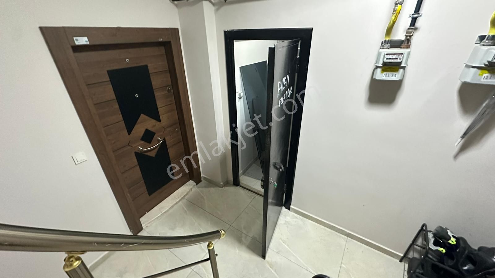 Başokur'dan Bahçelievler Yenibosna Kuleli,de Satılık 1+1 Daire - Görsel 13