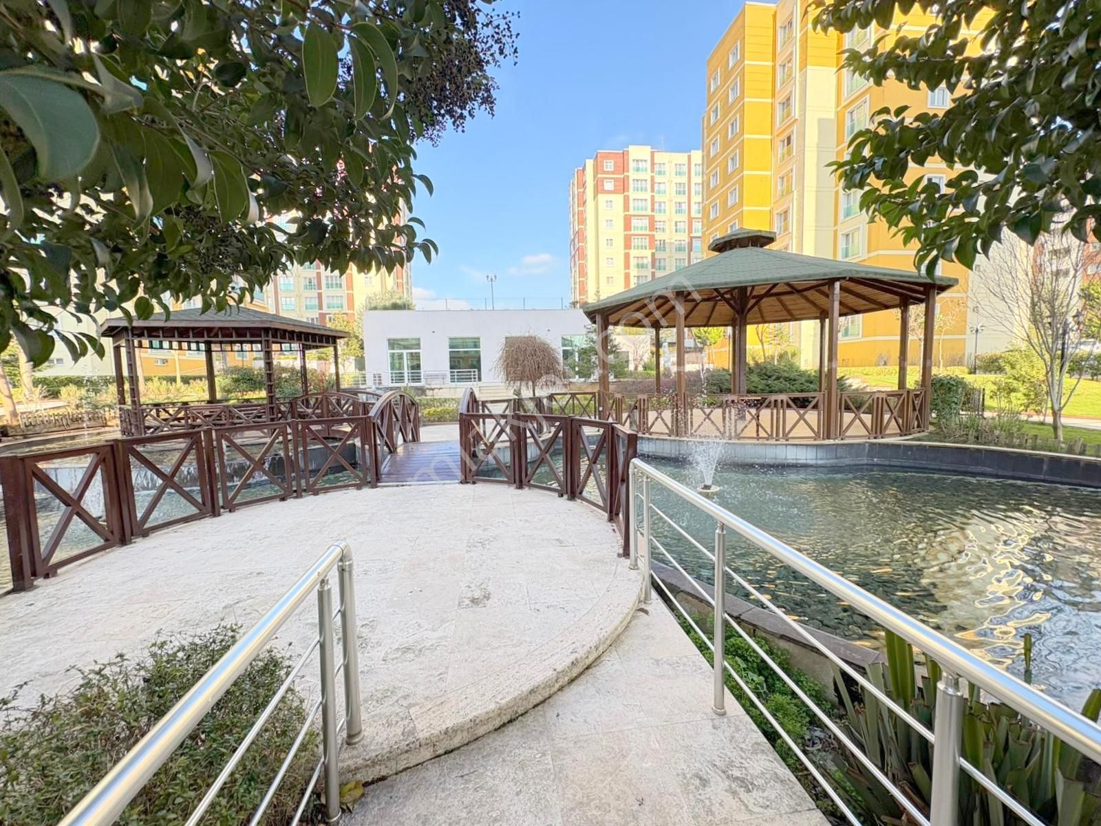 Mertcan'dan Viaport 1dk Havuzlu Güvenlikli Sitede Eşyalı 1+1 - Görsel 15