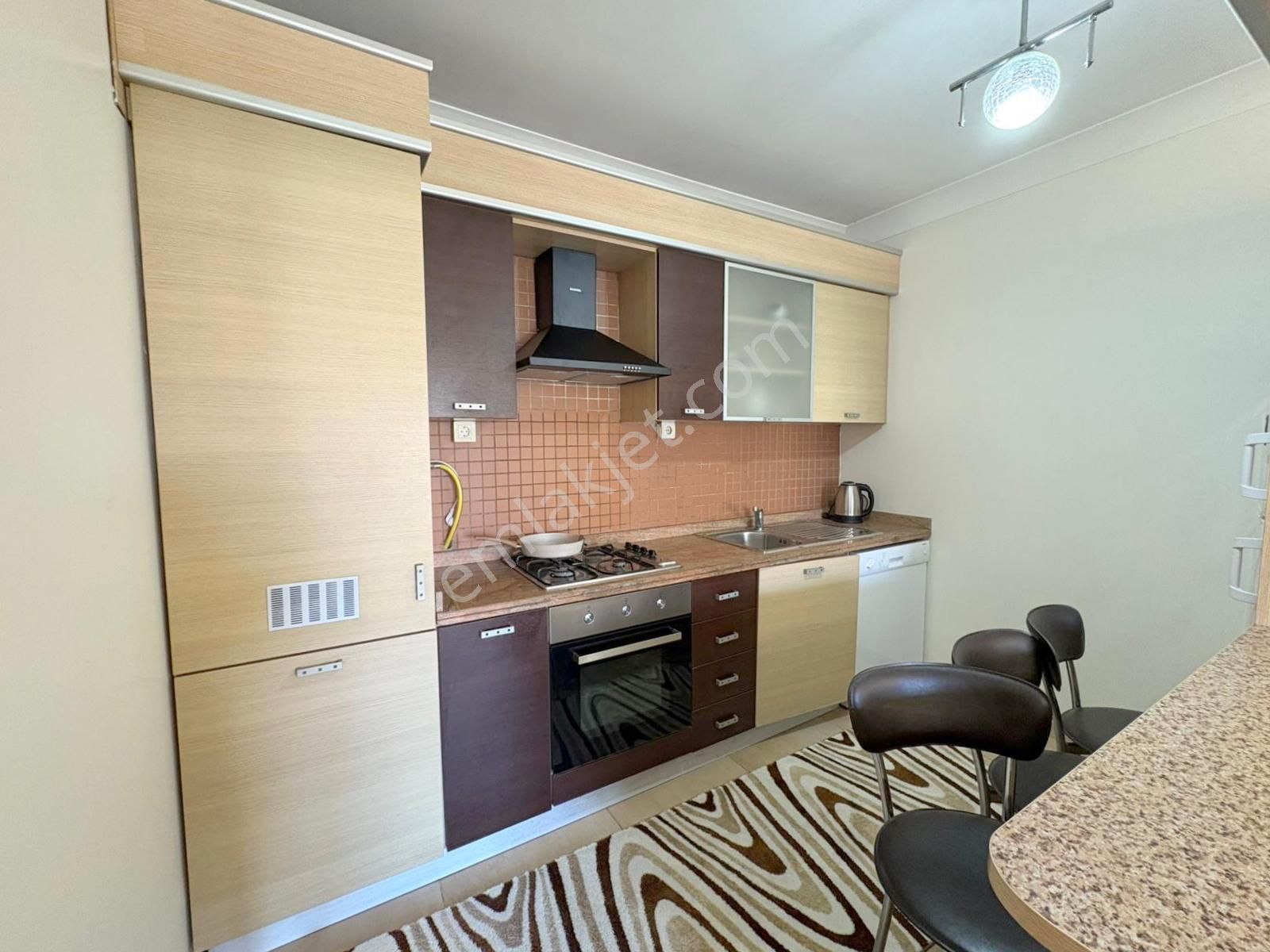 Mertcan'dan Viaport 1dk Havuzlu Güvenlikli Sitede Eşyalı 1+1 - Görsel 4