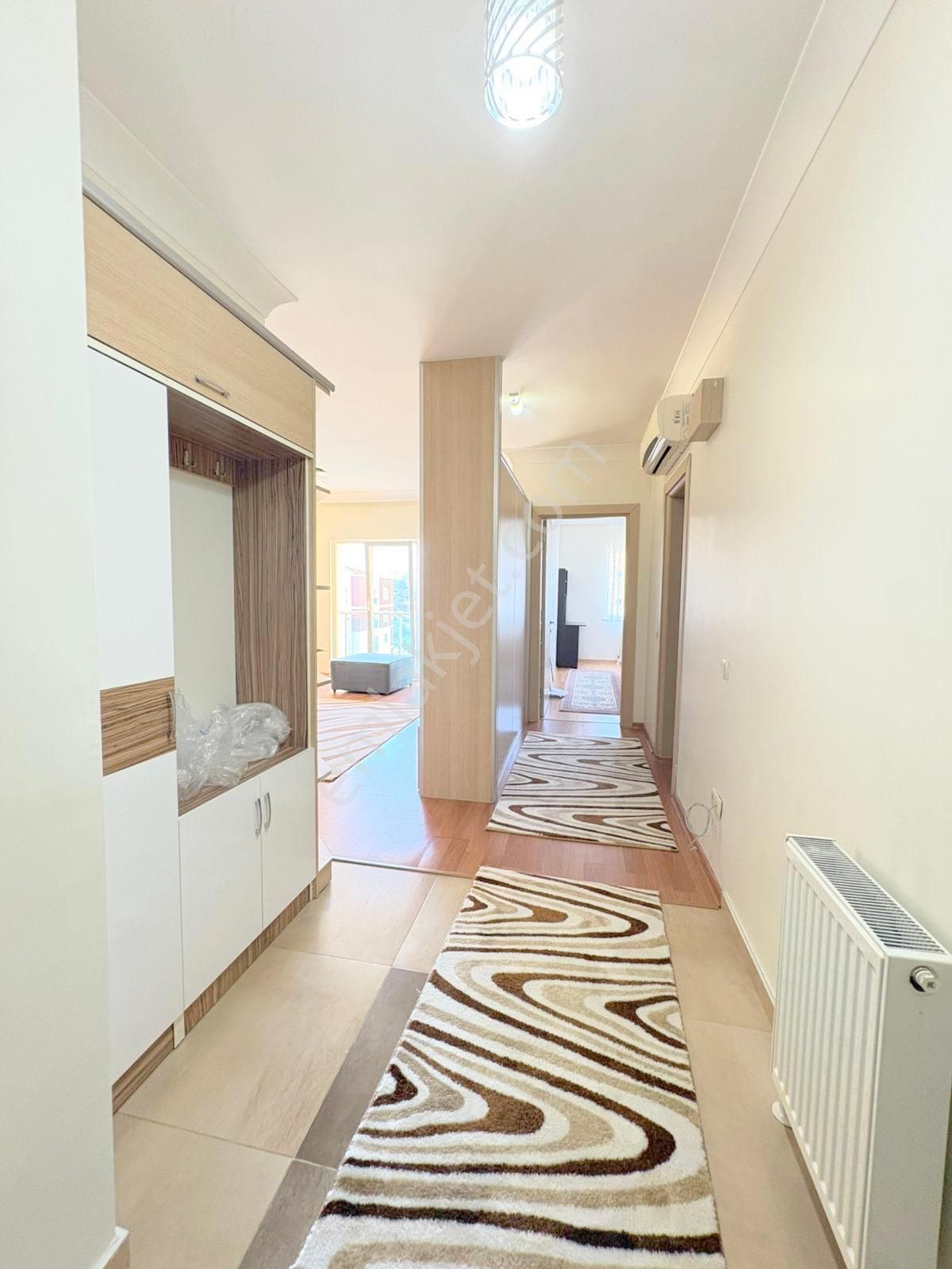 Mertcan'dan Viaport 1dk Havuzlu Güvenlikli Sitede Eşyalı 1+1 - Görsel 10