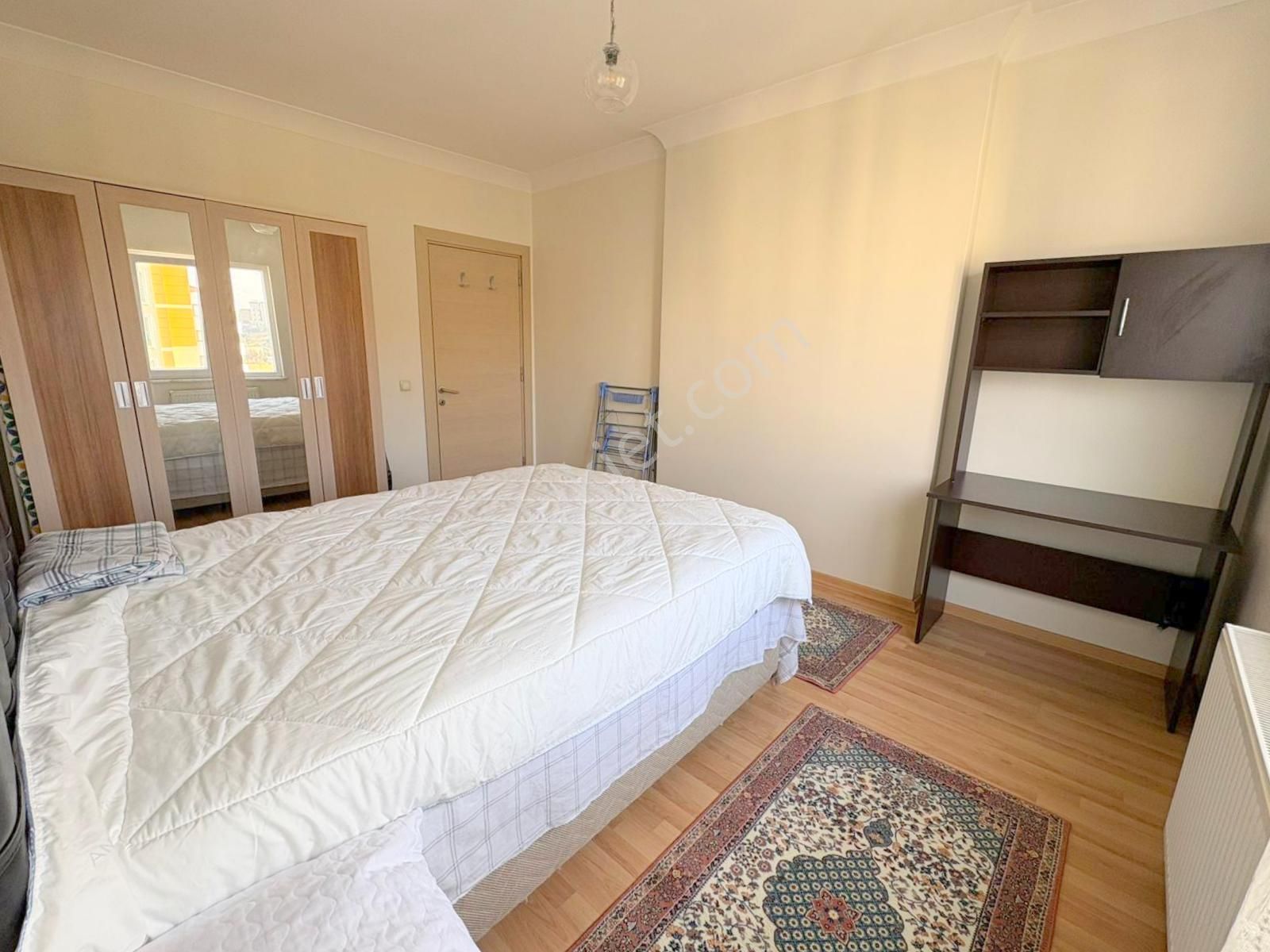 Mertcan'dan Viaport 1dk Havuzlu Güvenlikli Sitede Eşyalı 1+1 - Görsel 9