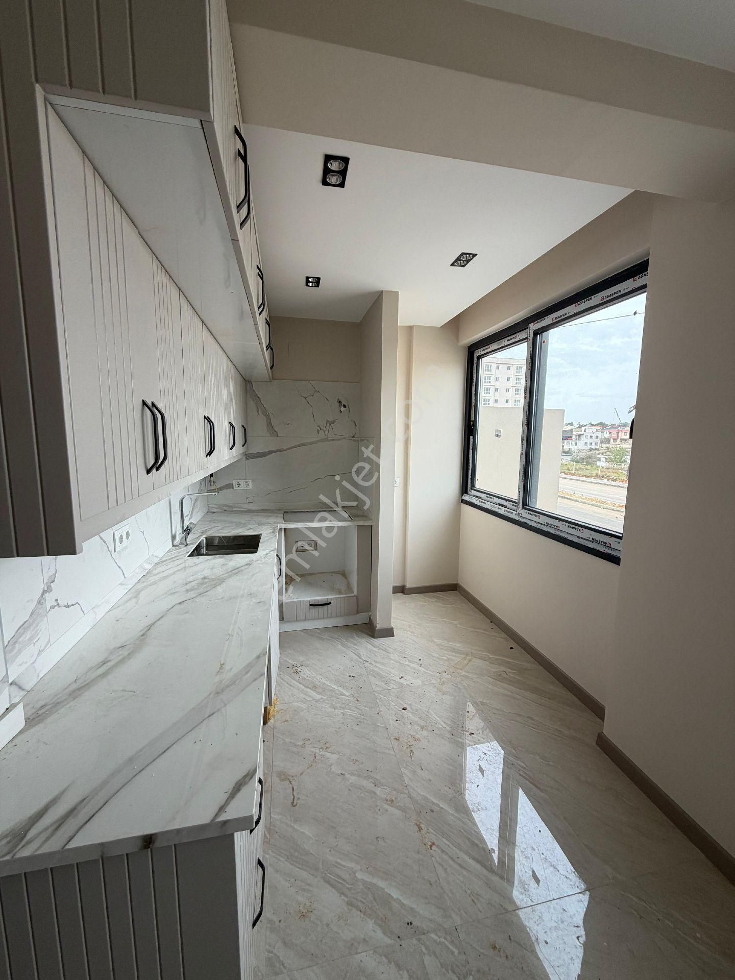 Çınarlı Mahallesinde Hekimköy Bulvarı Üzerinde 2+1 Satılık Ultra Lüks Daire - Görsel 2