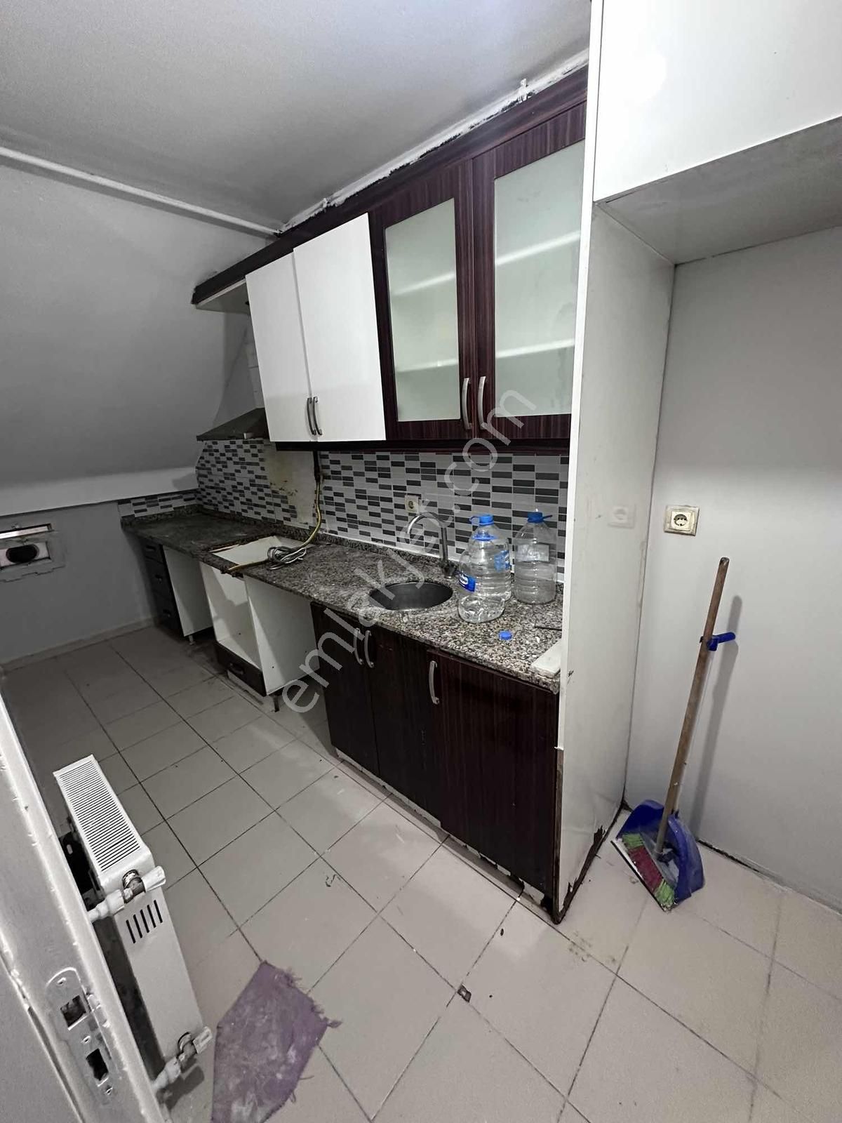 Uygun Emlaktan Kiralık 2+1 Yeni Bina Boyalı - Görsel 18