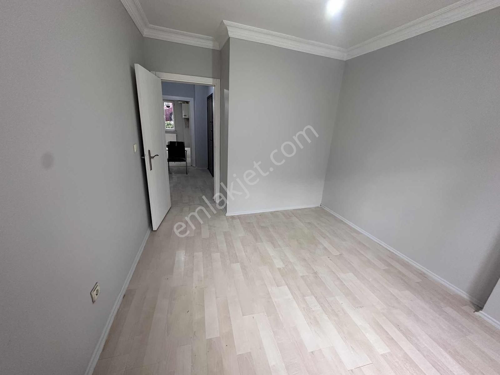 Uygun Emlaktan Kiralık 2+1 Yeni Bina Boyalı - Görsel 8