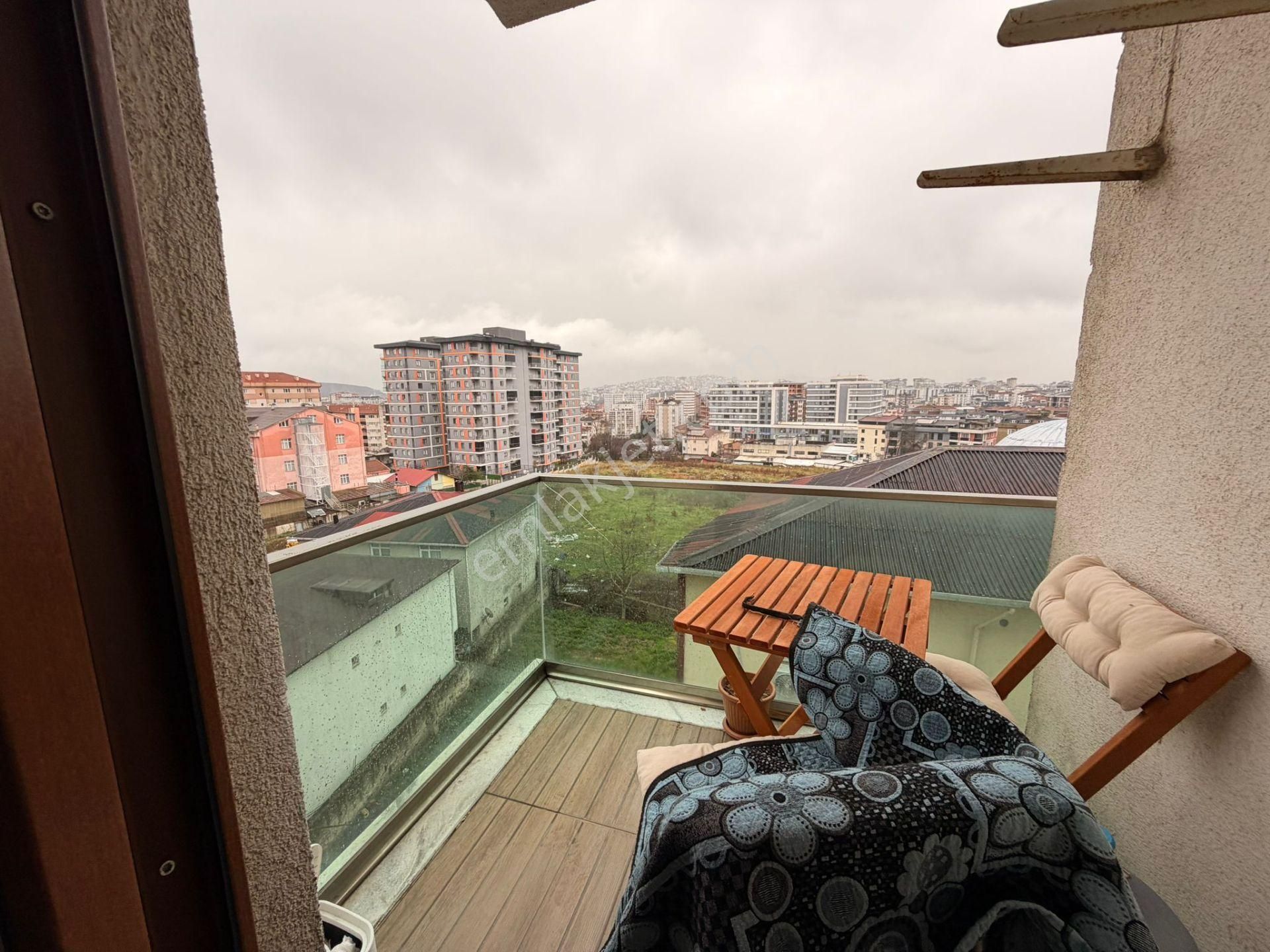 Çekmeköy Güngören Mahallesi 'nde Satılık Geniş 2+1 Daire - Görsel 6