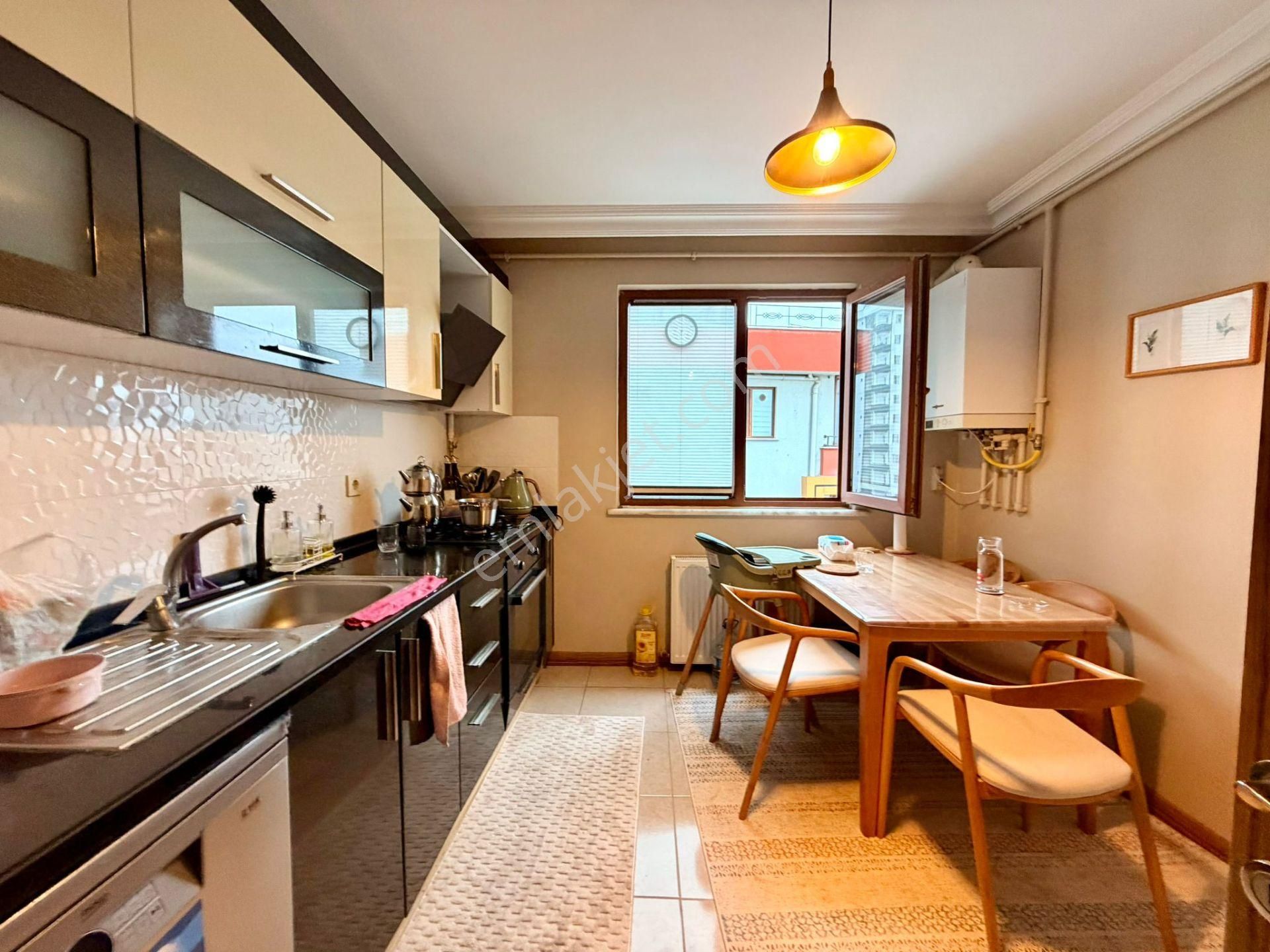 Çekmeköy Güngören Mahallesi 'nde Satılık Geniş 2+1 Daire - Görsel 11