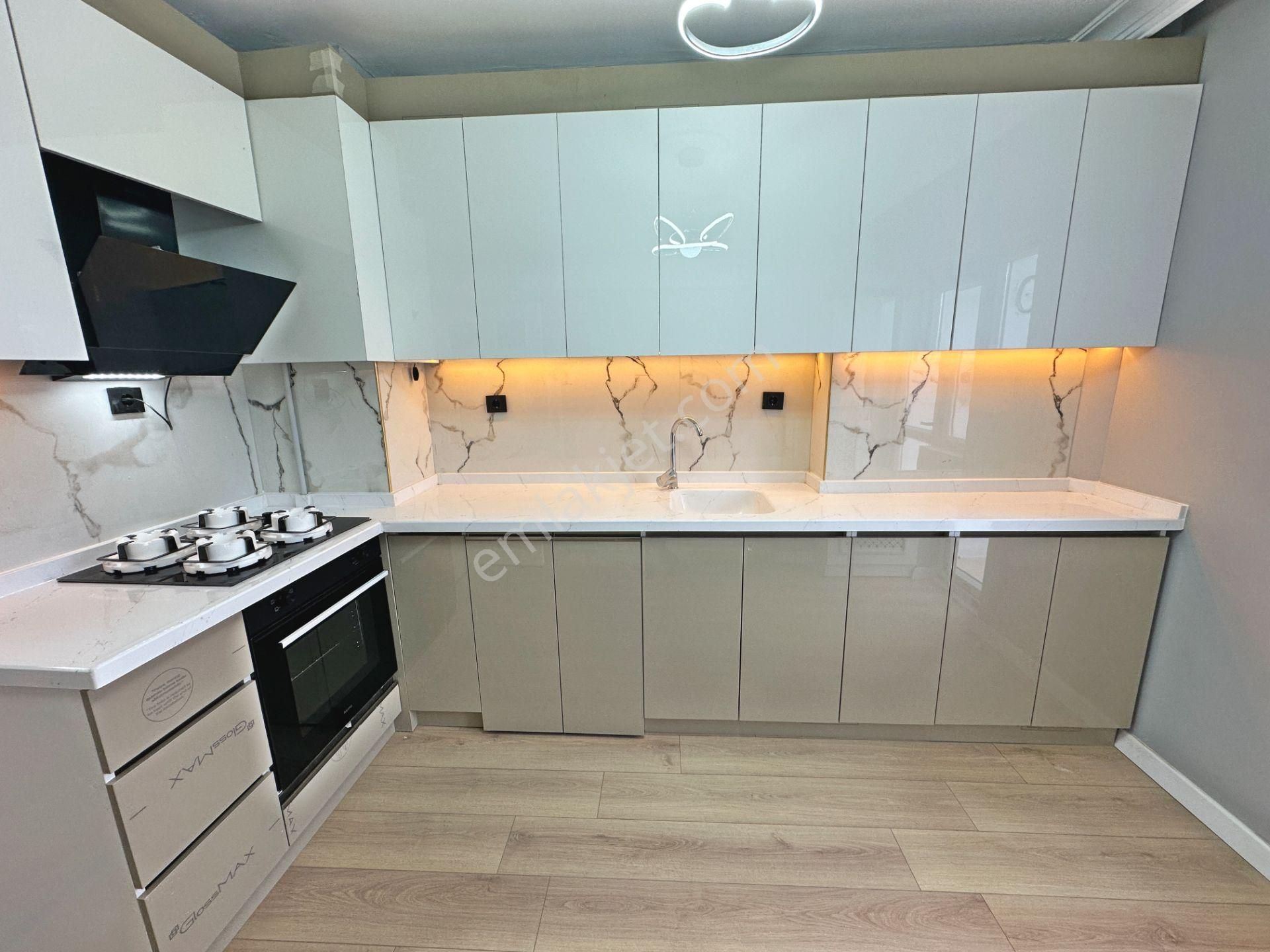 Kartaltepe Mahallesinde Yapılı Kat Konumunda 3+1 Satılık Daire - Görsel 10