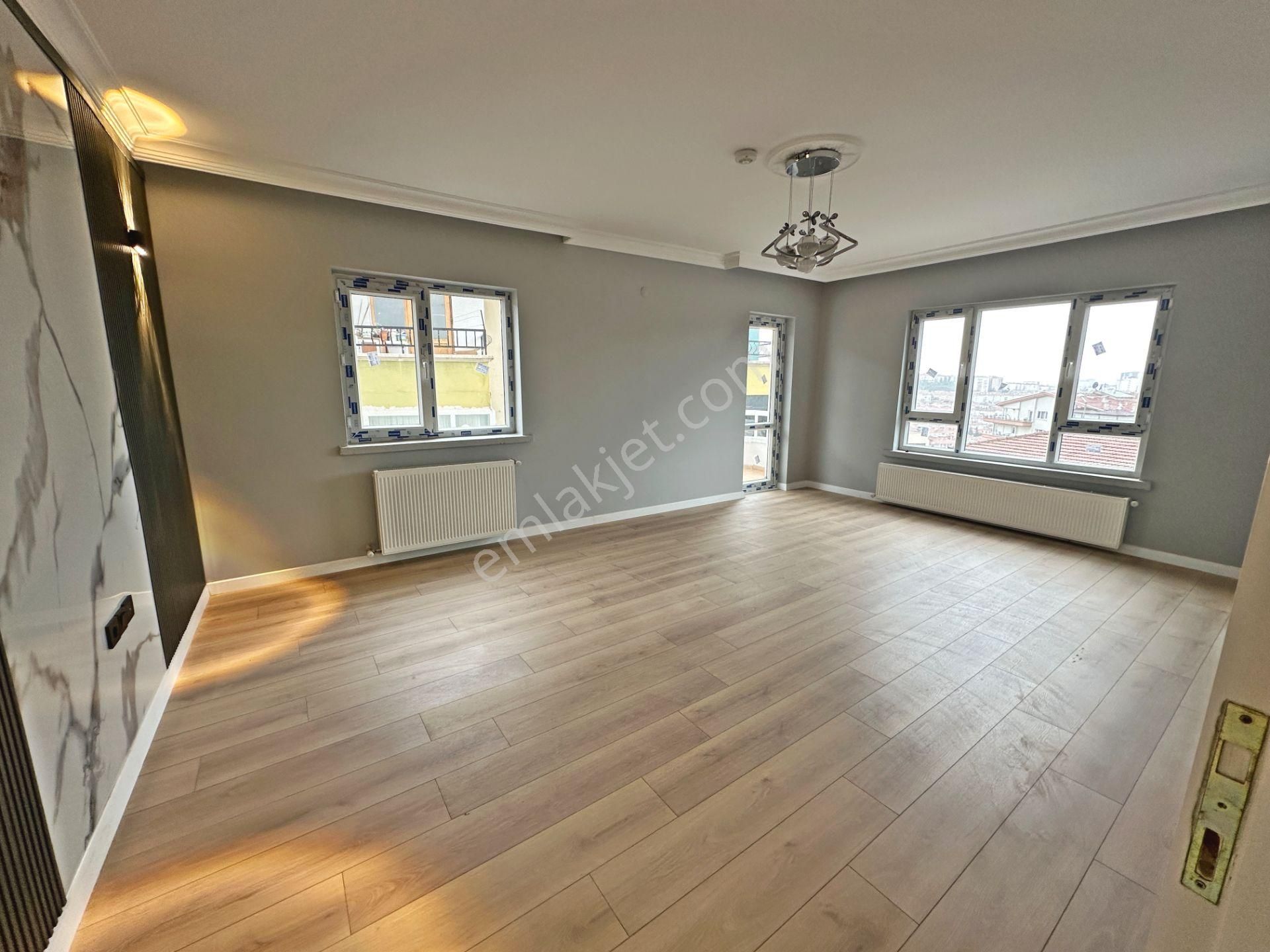 Kartaltepe Mahallesinde Yapılı Kat Konumunda 3+1 Satılık Daire