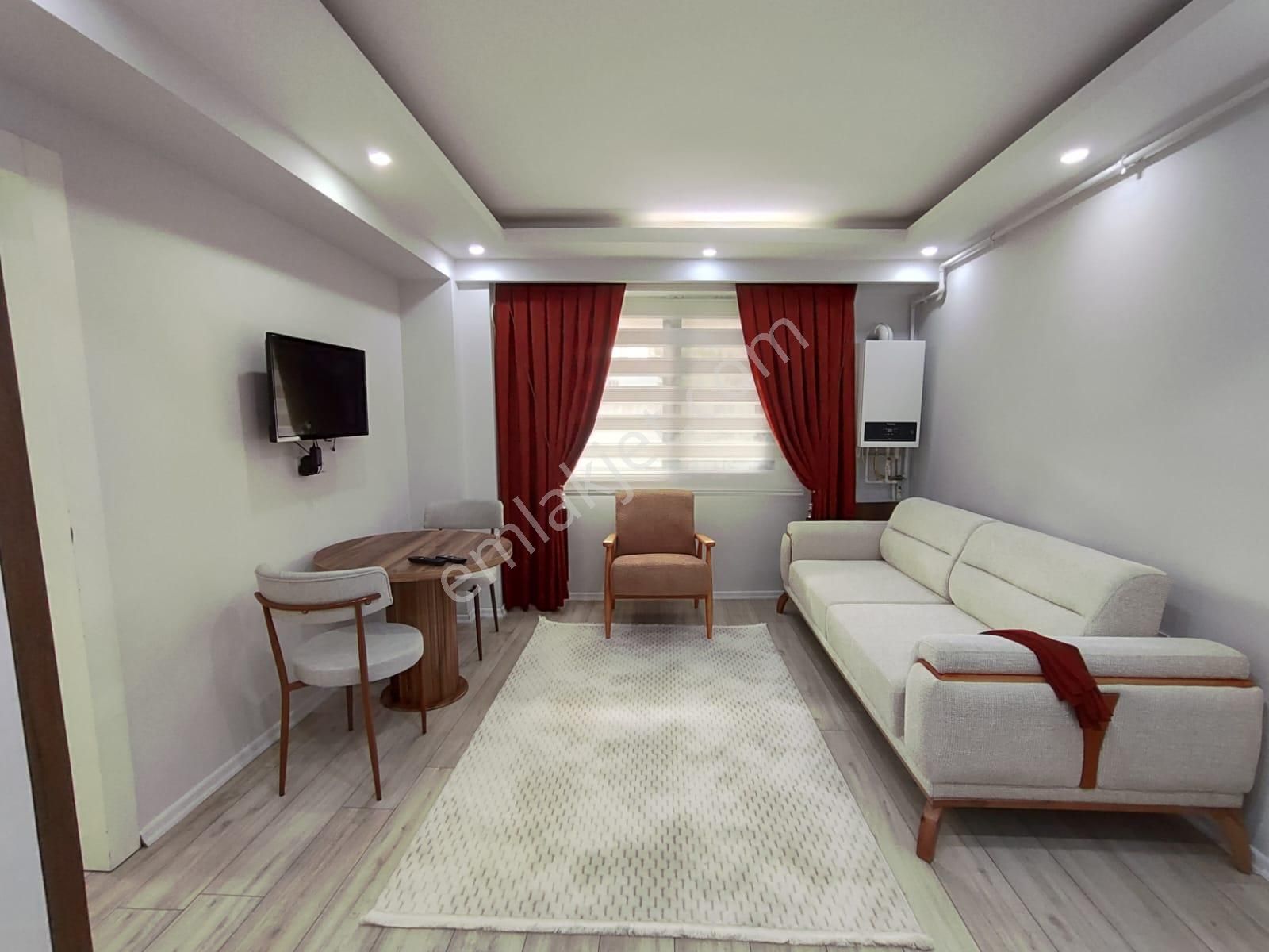 Değirmenönü Mahallesinde Full Sıfır Eşyalı 1+1 Apart A205