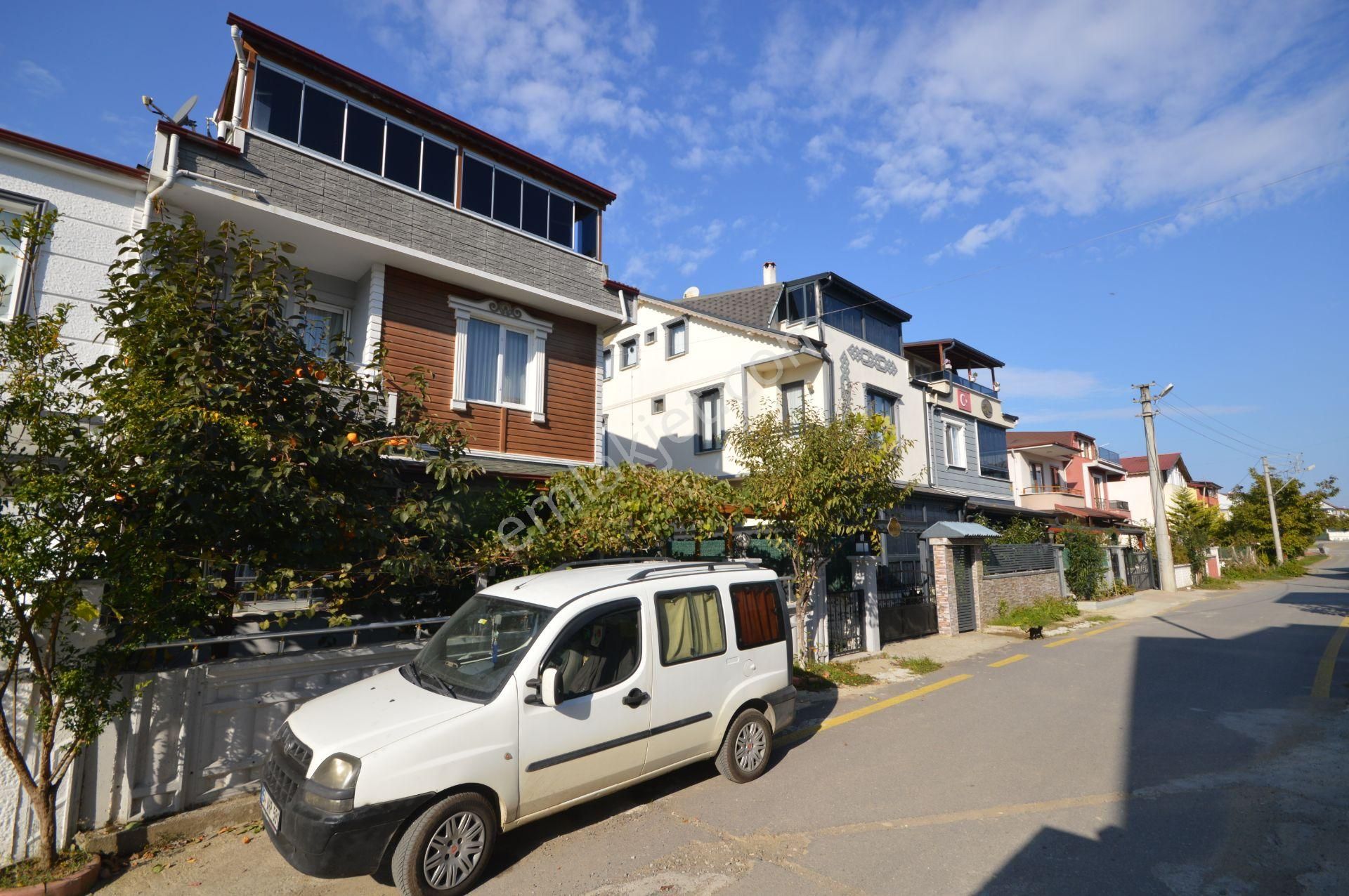 Kocaali Sahilde Müstakil Bahçeli Şık Villa Okyanustan - Görsel 28