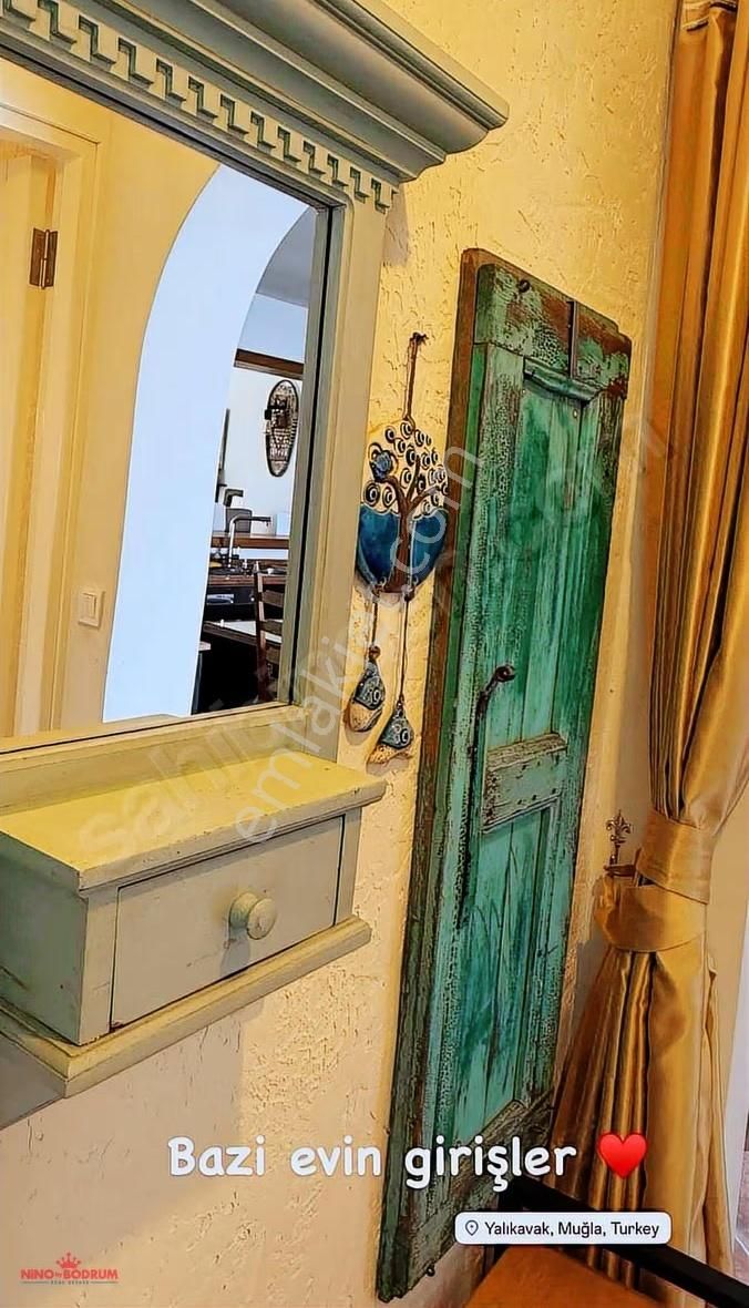 Yalıkavakta Sezonda Kiralık Geniş Bahçeli Full Manzaralı Villa - Görsel 23