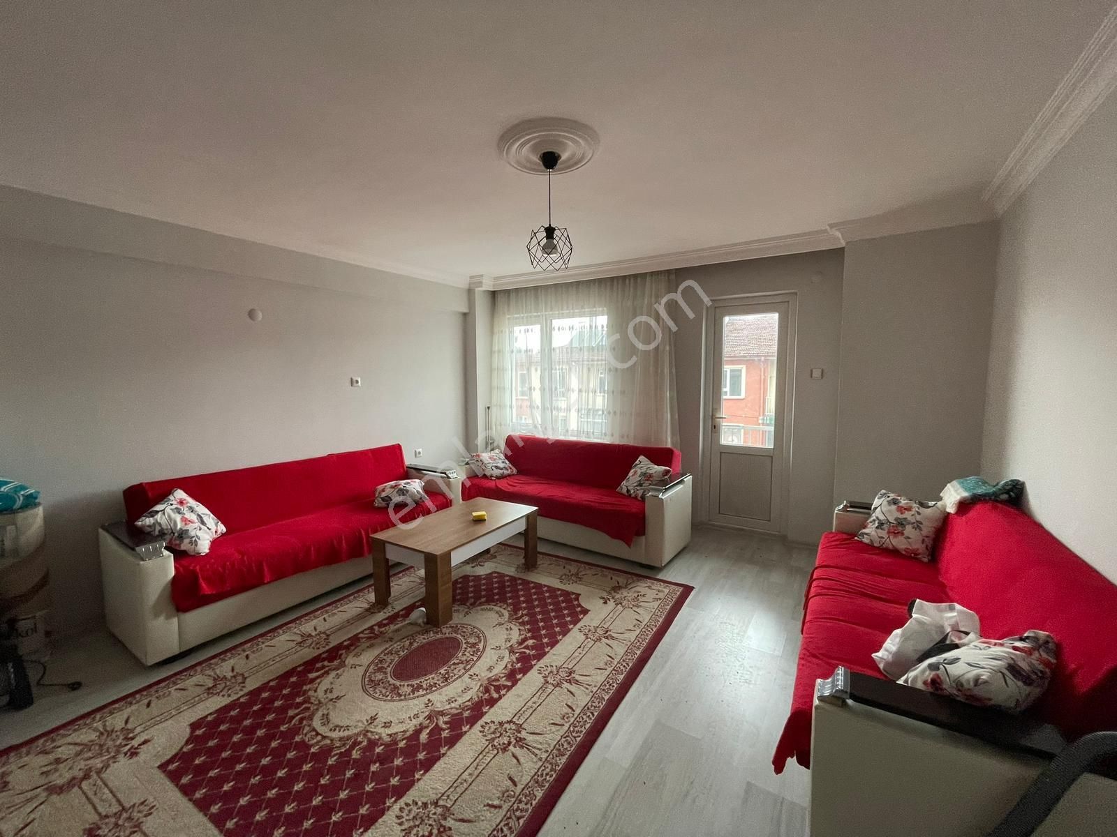 Afyon Üçok Emlaktan Cumhuriyet Mah Satılık Ebeveyn Banyolu 3+1 110m² Daire - Görsel 10