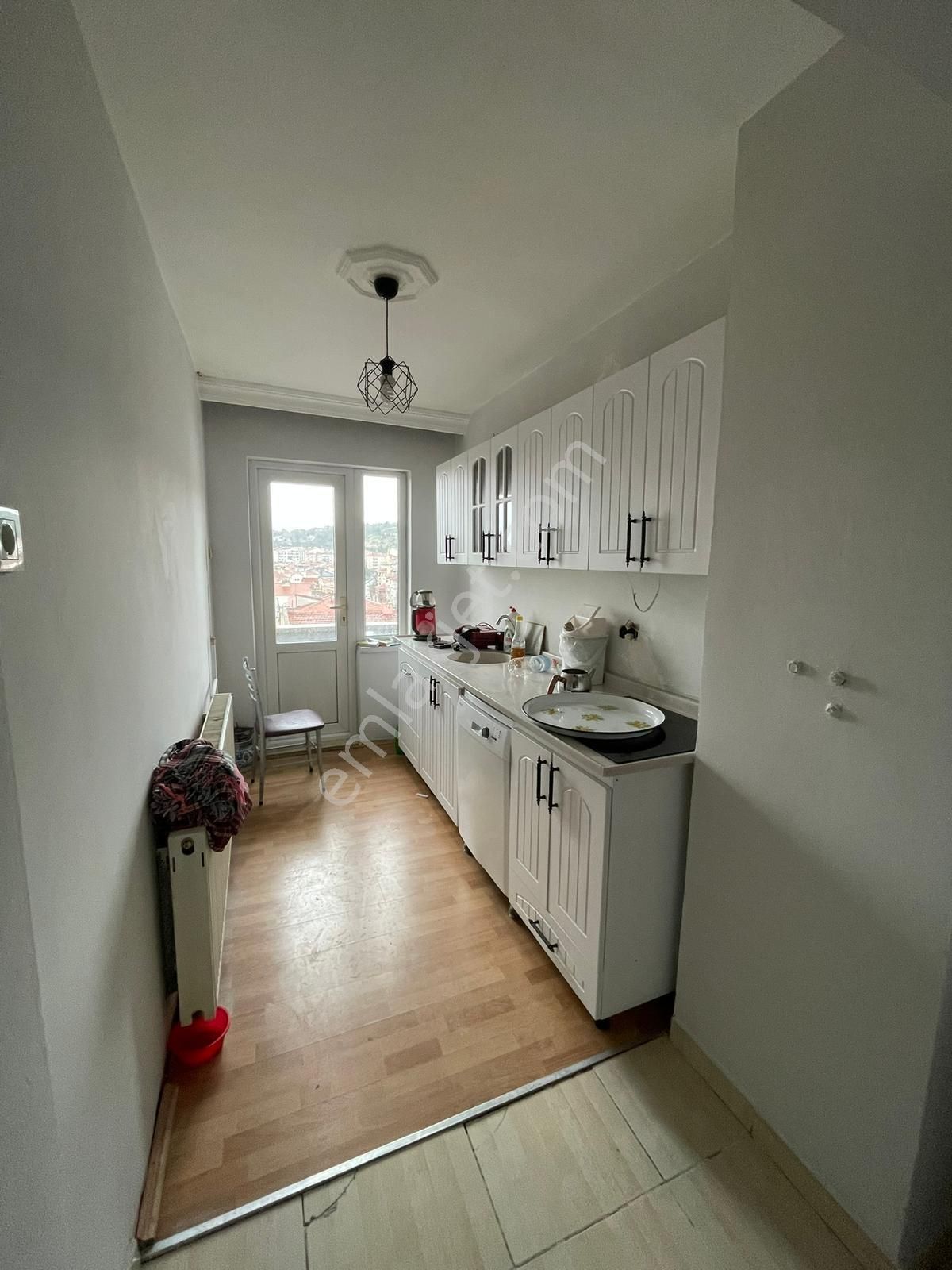 Afyon Üçok Emlaktan Cumhuriyet Mah Satılık Ebeveyn Banyolu 3+1 110m² Daire - Görsel 6