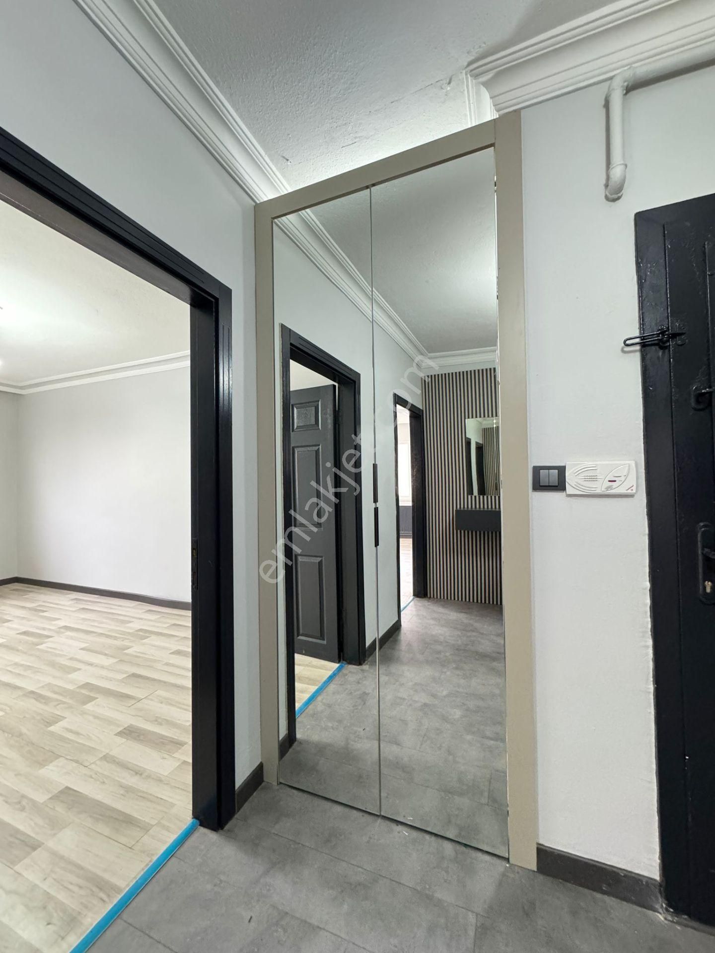 Ufuk Kılıç Emlak'tan Saray Merkezde 3+1 Ful Yapılı Daire - Görsel 30