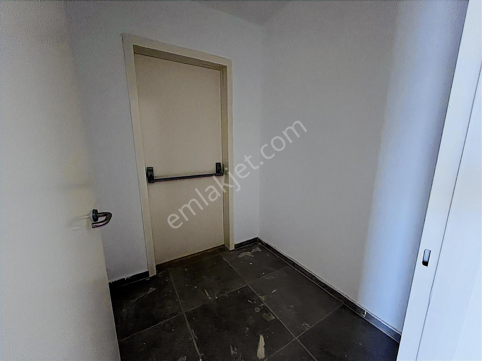 Bostancı'da Ferah Deniz Manzaralı, 100m² Net, 3+1 Satılık Daire - Görsel 19