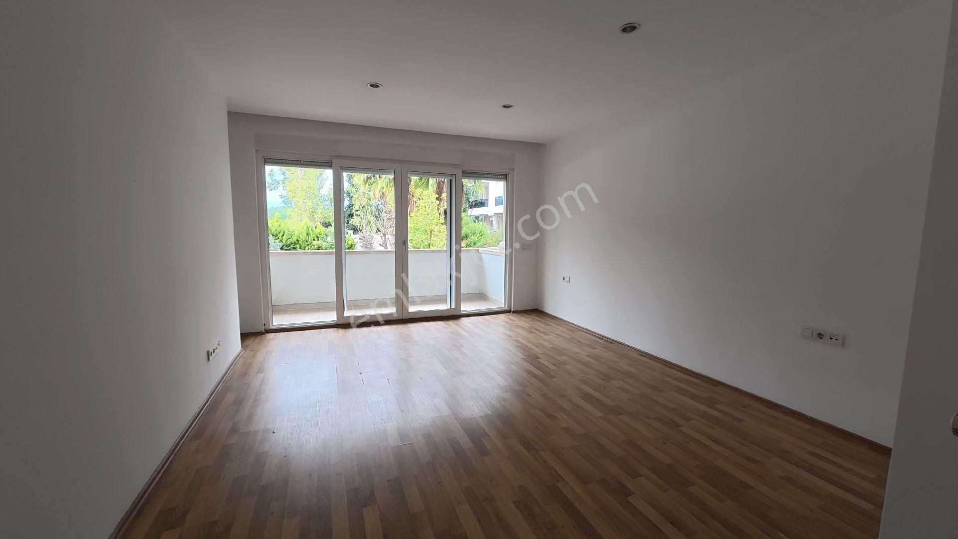 Molla Yusuf Mahallesınde Site İçerisinde Ters Dubleks Ayrı Mutfaklı Dogalgazlı 3+1 Kıralık Daire - Görsel 31