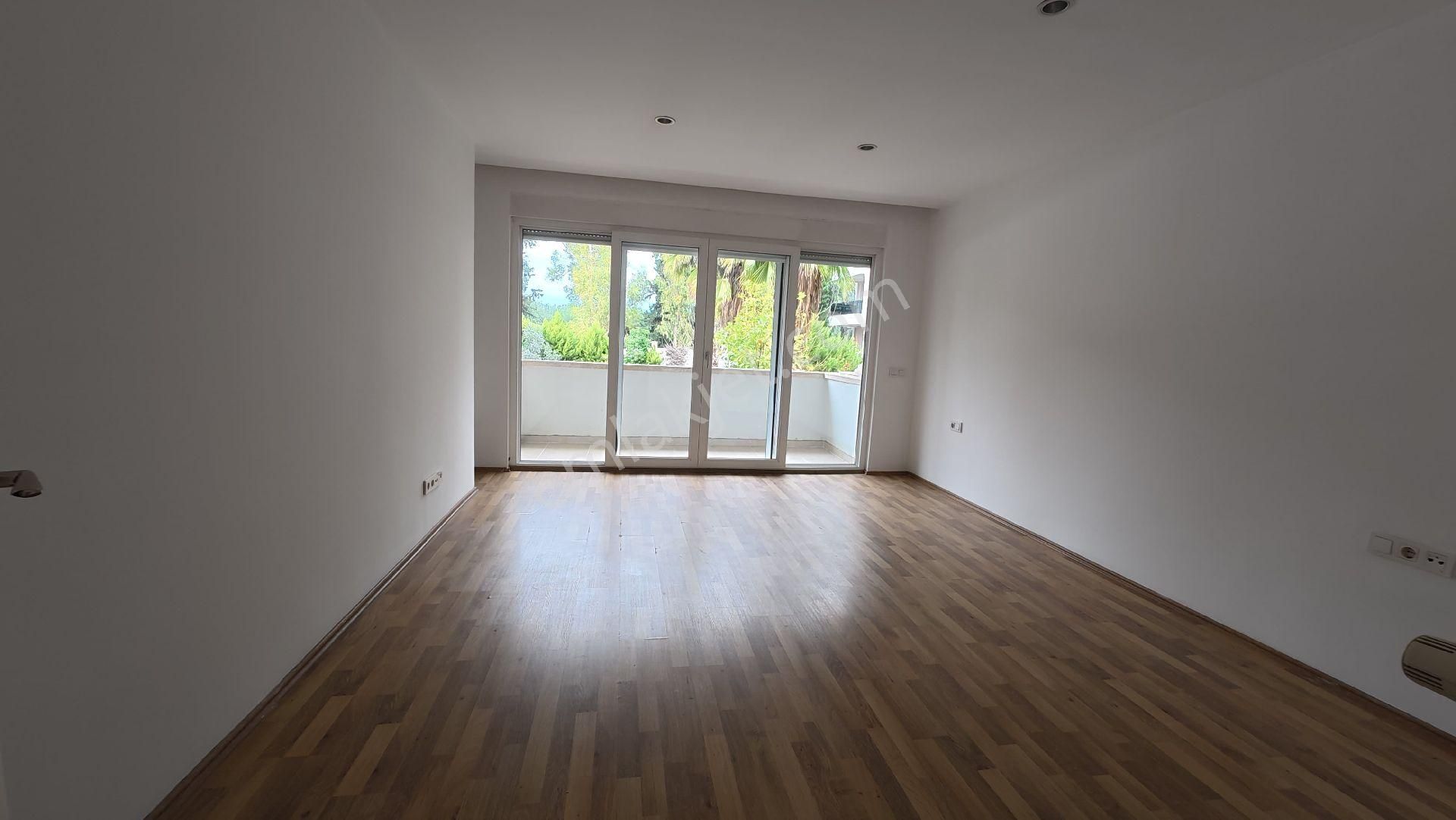 Molla Yusuf Mahallesınde Site İçerisinde Ters Dubleks Ayrı Mutfaklı Dogalgazlı 3+1 Kıralık Daire - Görsel 13