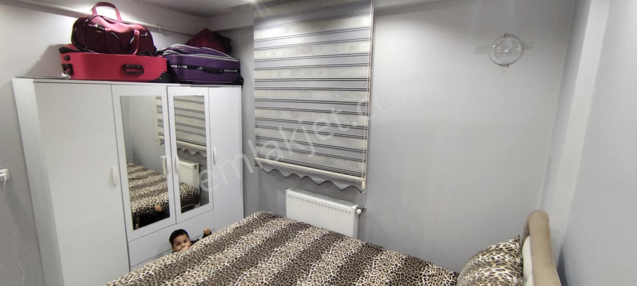 İlbadı Mahallesinde Ara Kat Çift Balkonlu Doğalgazlı 2+1/100 M2 8 Yıllık Daire 2.950.000 Tl - Görsel 9