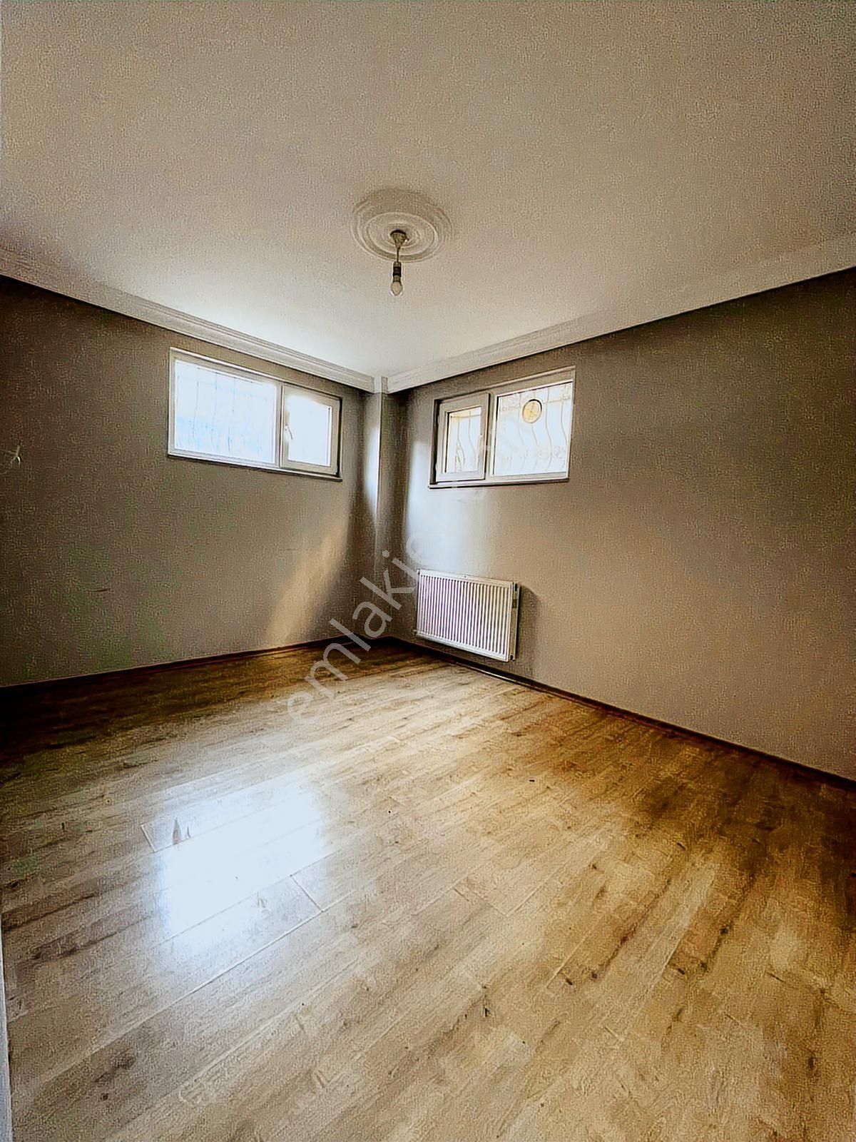 Çekmeköy Taşdelen'de 2+1 İskanlı Satılık Daire - Görsel 2