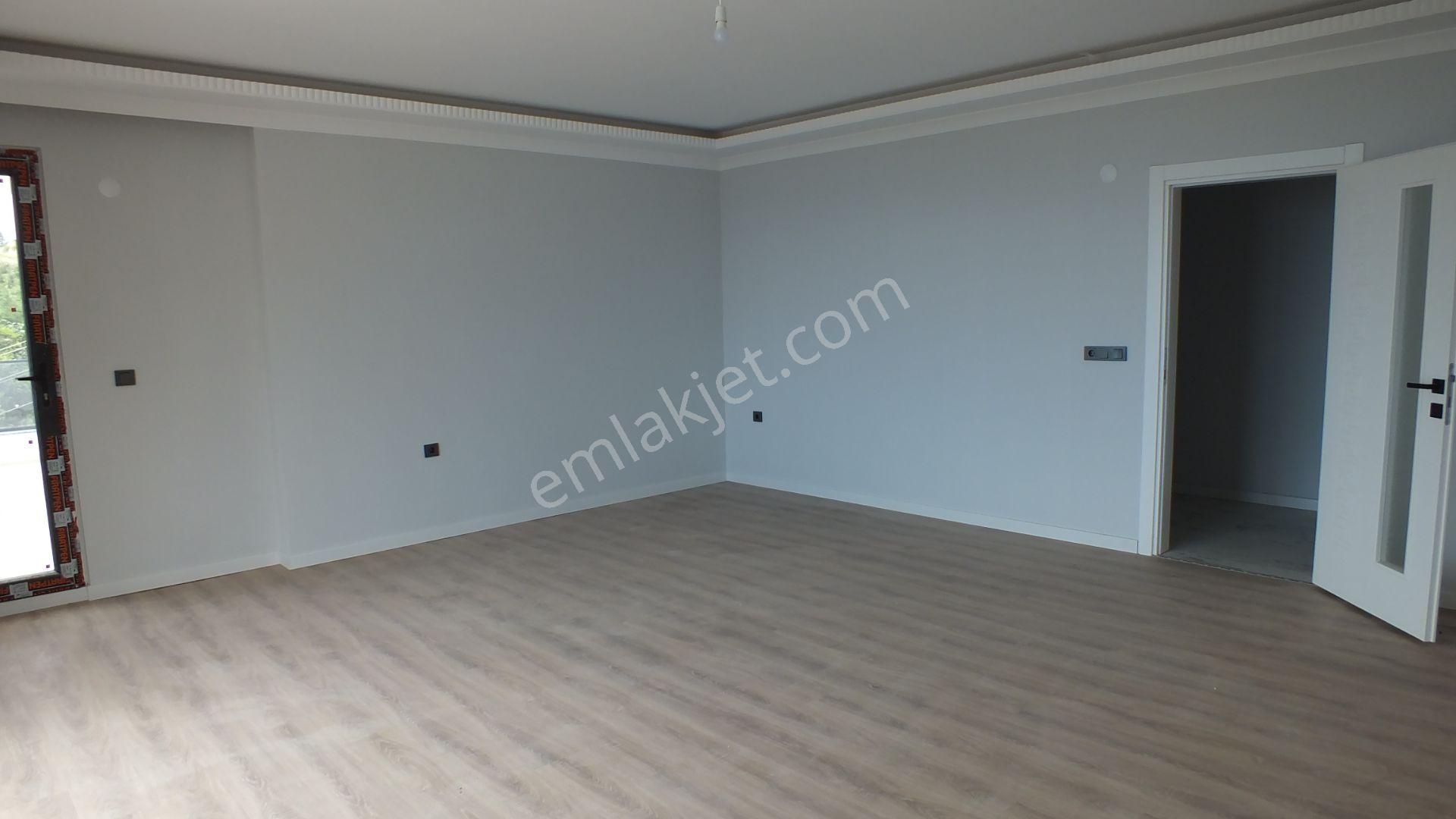Yalıncak Bilkent Sit. Satılık 172m2 3. Kat 3+1 Sıfır Lüks Daire - Görsel 13