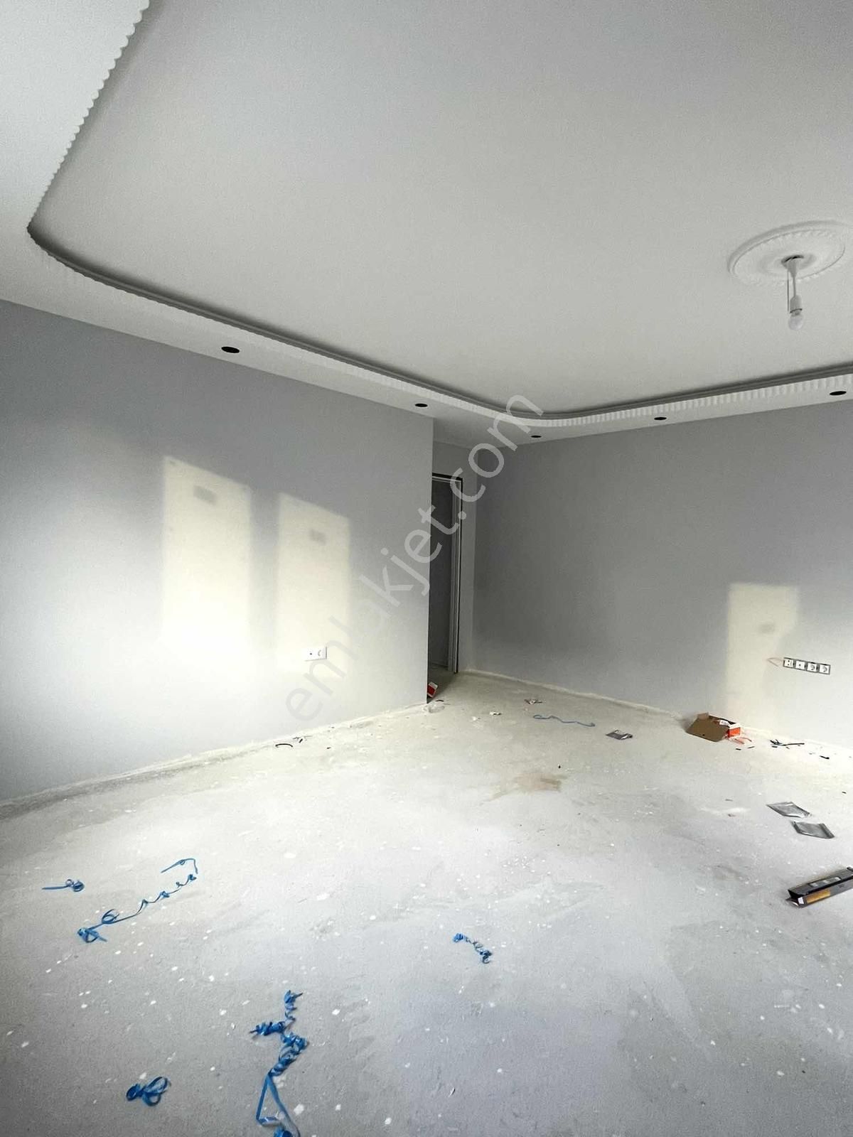 Sancaktepe Yunus Emre Mah. Ana Cadde Üzeri Sıfır Satılık Arakat - Görsel 9