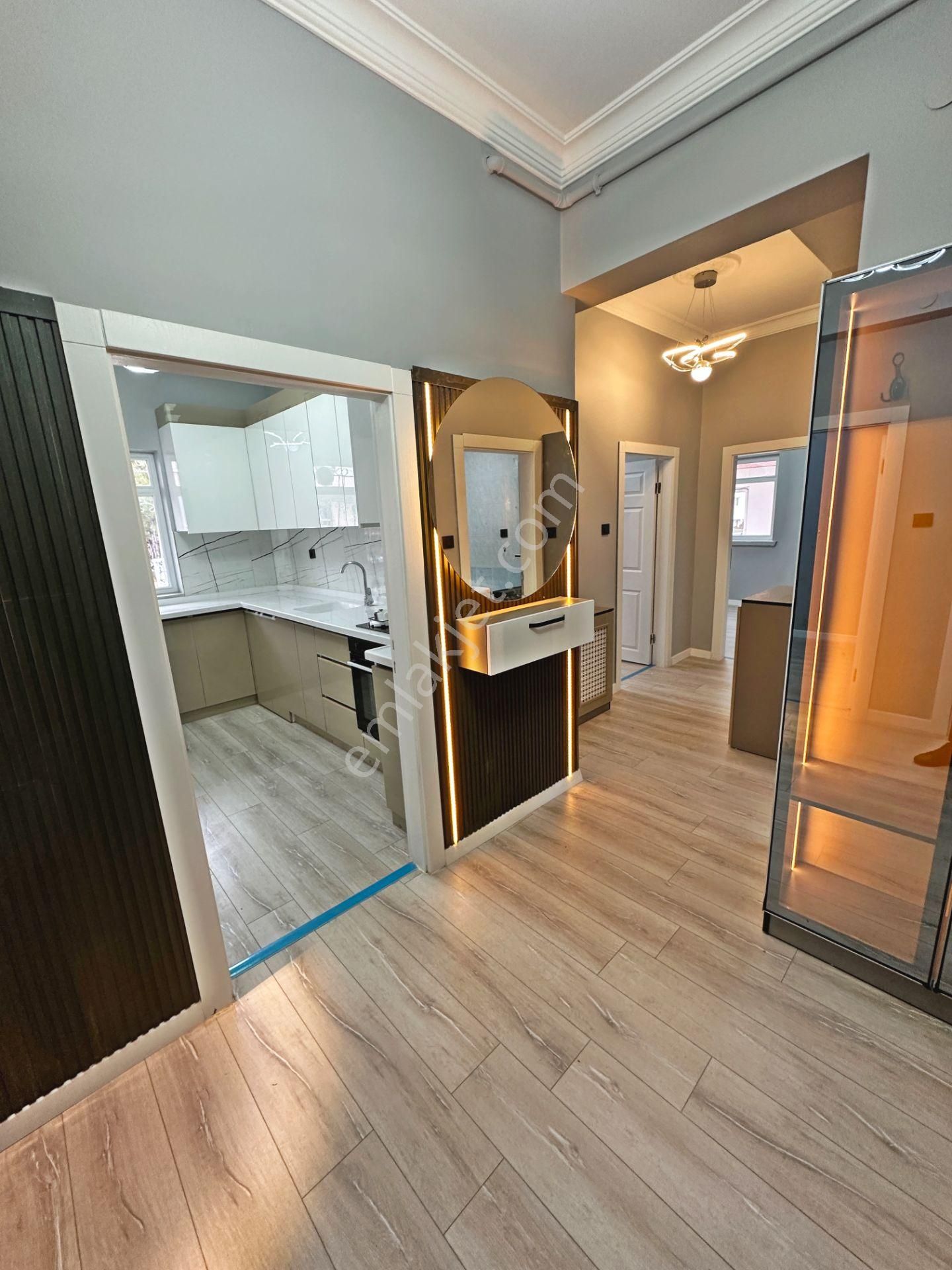 Kartaltepe Mahallesinde Ön Cephede Balkonlu Yapılı 3+1 Satılık Daire - Görsel 22