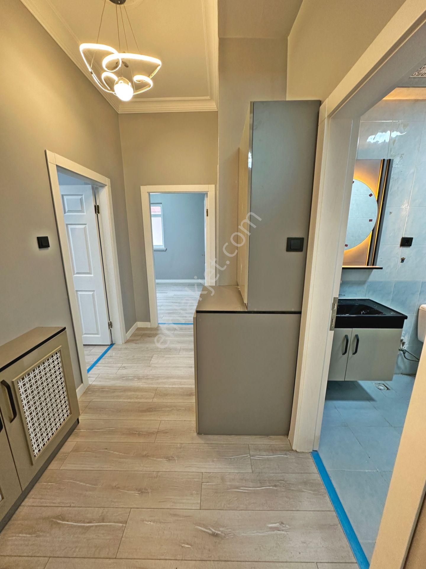 Kartaltepe Mahallesinde Ön Cephede Balkonlu Yapılı 3+1 Satılık Daire - Görsel 17