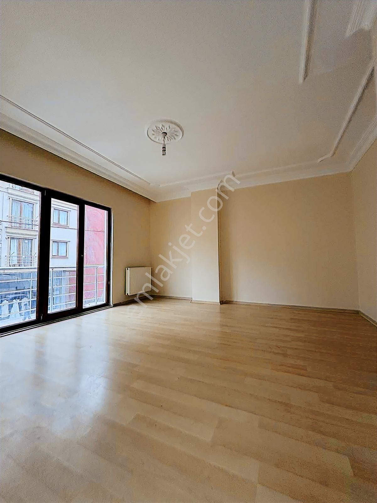 Sancaktepe Yenidoğan Atatürk Caddesine Köşe 2+1 Kiralık Arakat - Görsel 2