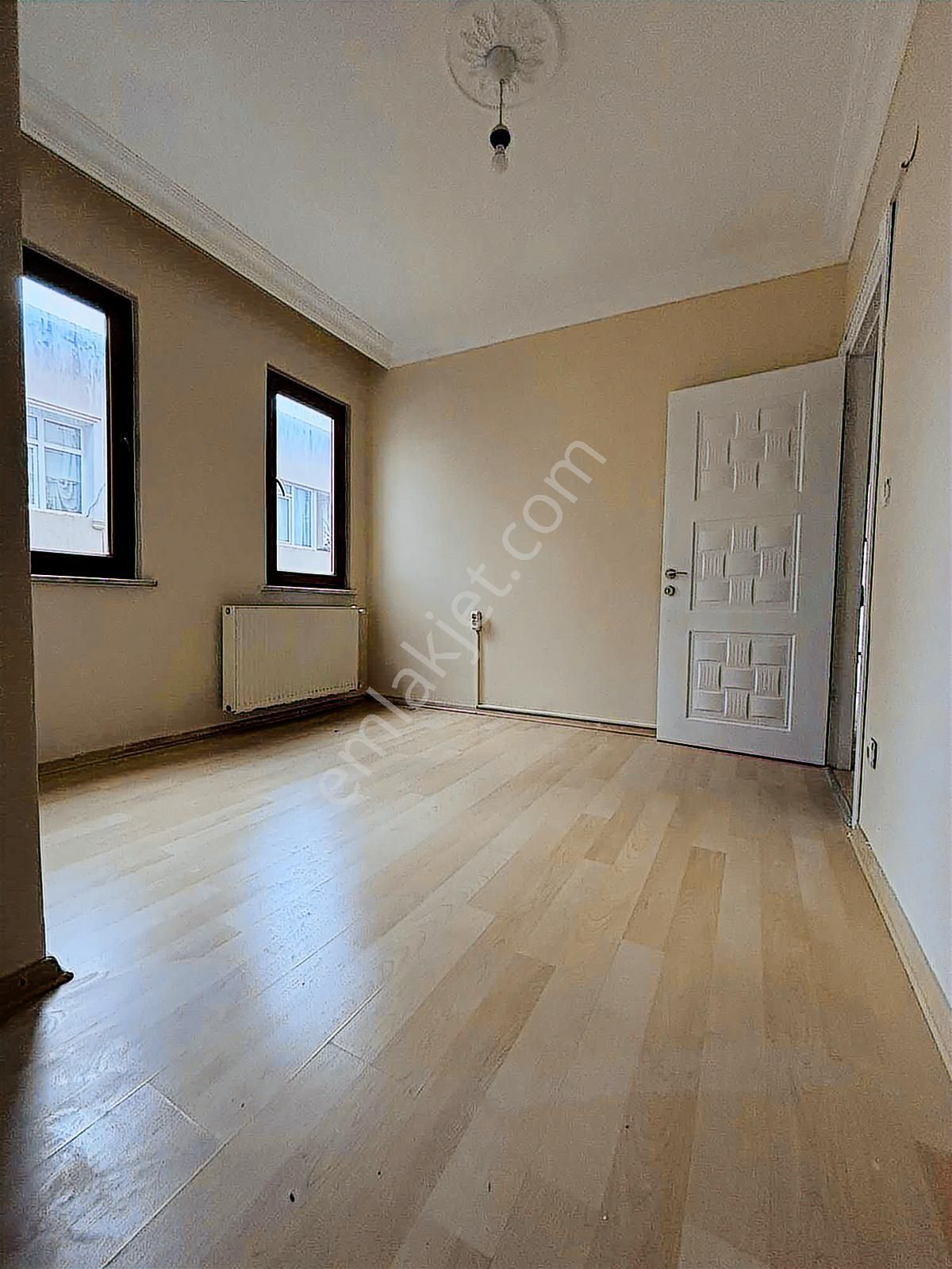 Sancaktepe Yenidoğan Atatürk Caddesine Köşe 2+1 Kiralık Arakat - Görsel 21