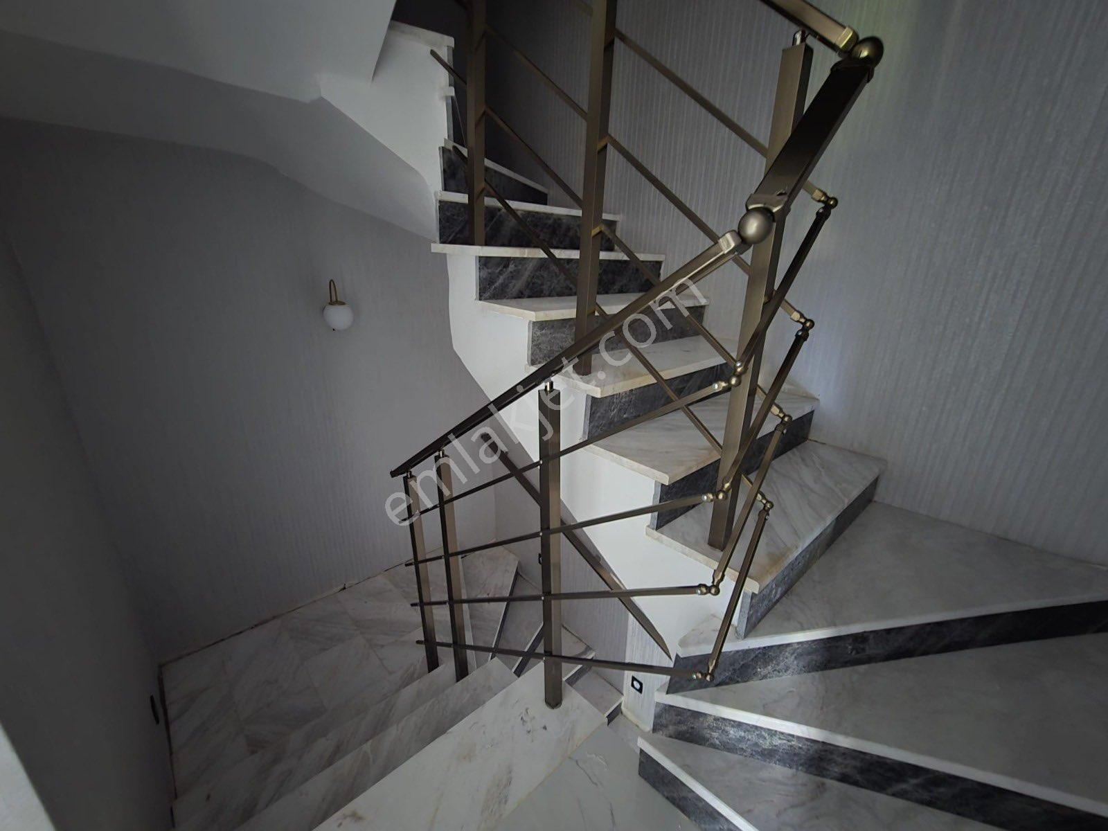 Aktel Gayrimenkulden Sakarya Mahalesinde Müstakil Satılık 3,5+1 Daire - Görsel 27