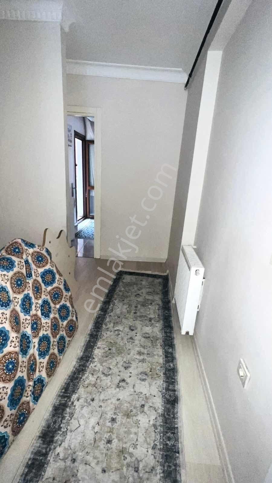 Sancaktepe Mevlana Mah. Balkonlu 2+1 Ters Dubleks - Görsel 5