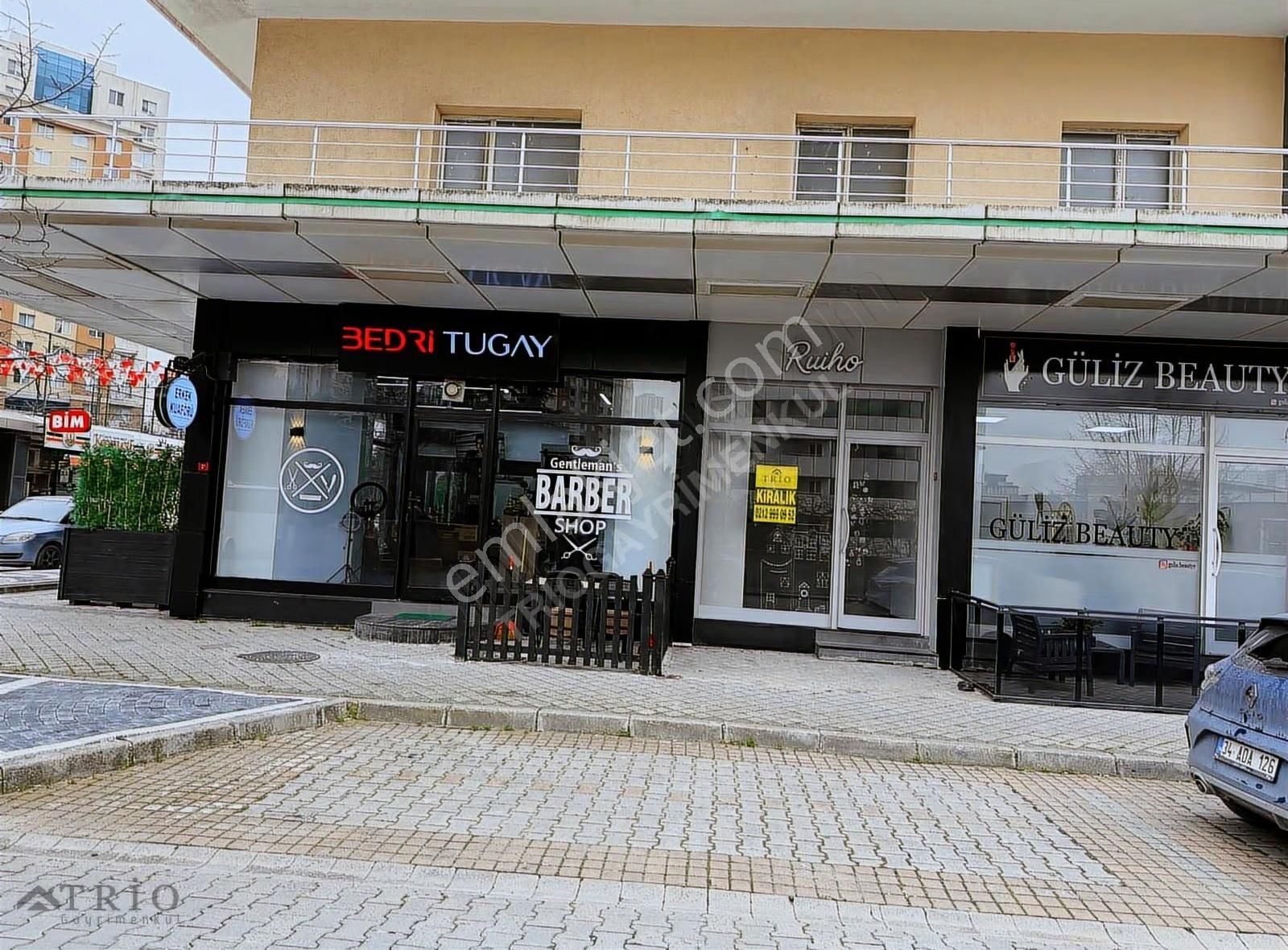 Bahçeşehir Hillpark Çarşı Vitrinli Giriş Kiralık Dükkan - Görsel 10