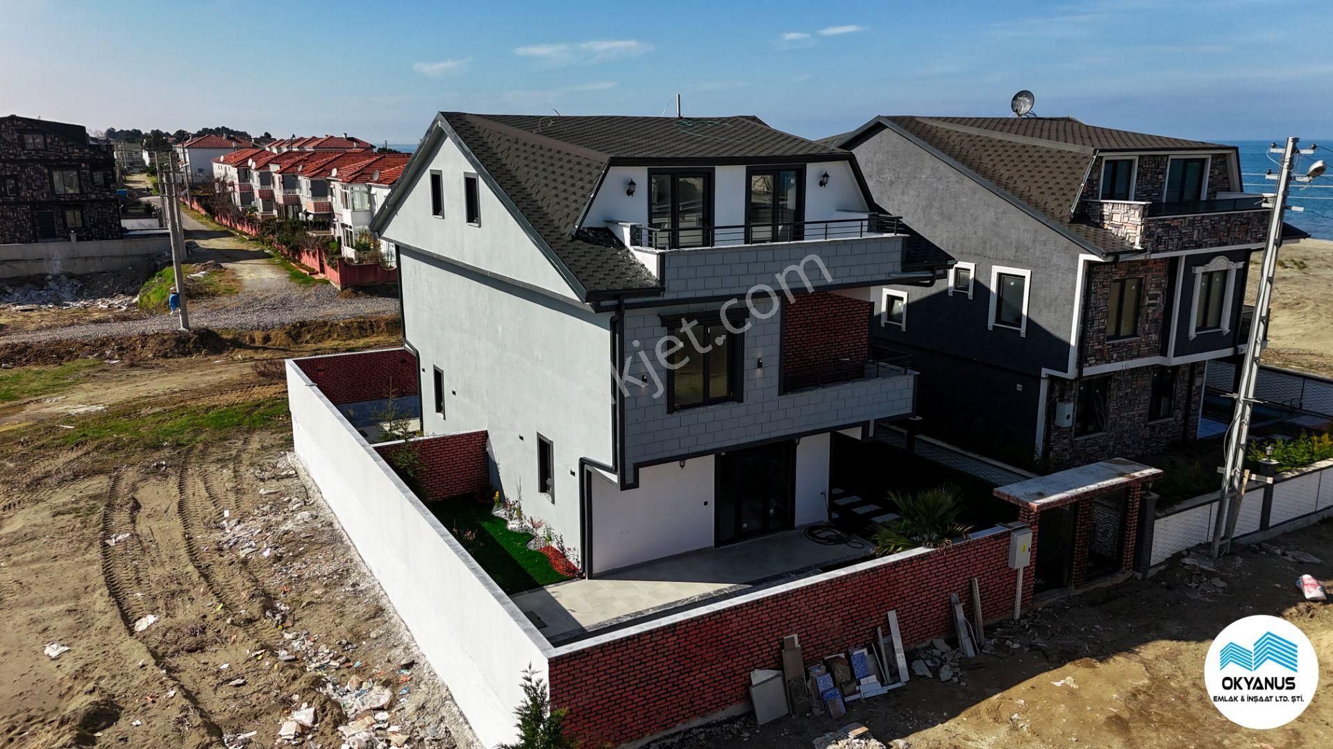 Kocaalide Deniz Manzaralı Müstakil Bahçeli Havuzlu Şık Villa Okyanustan - Görsel 2